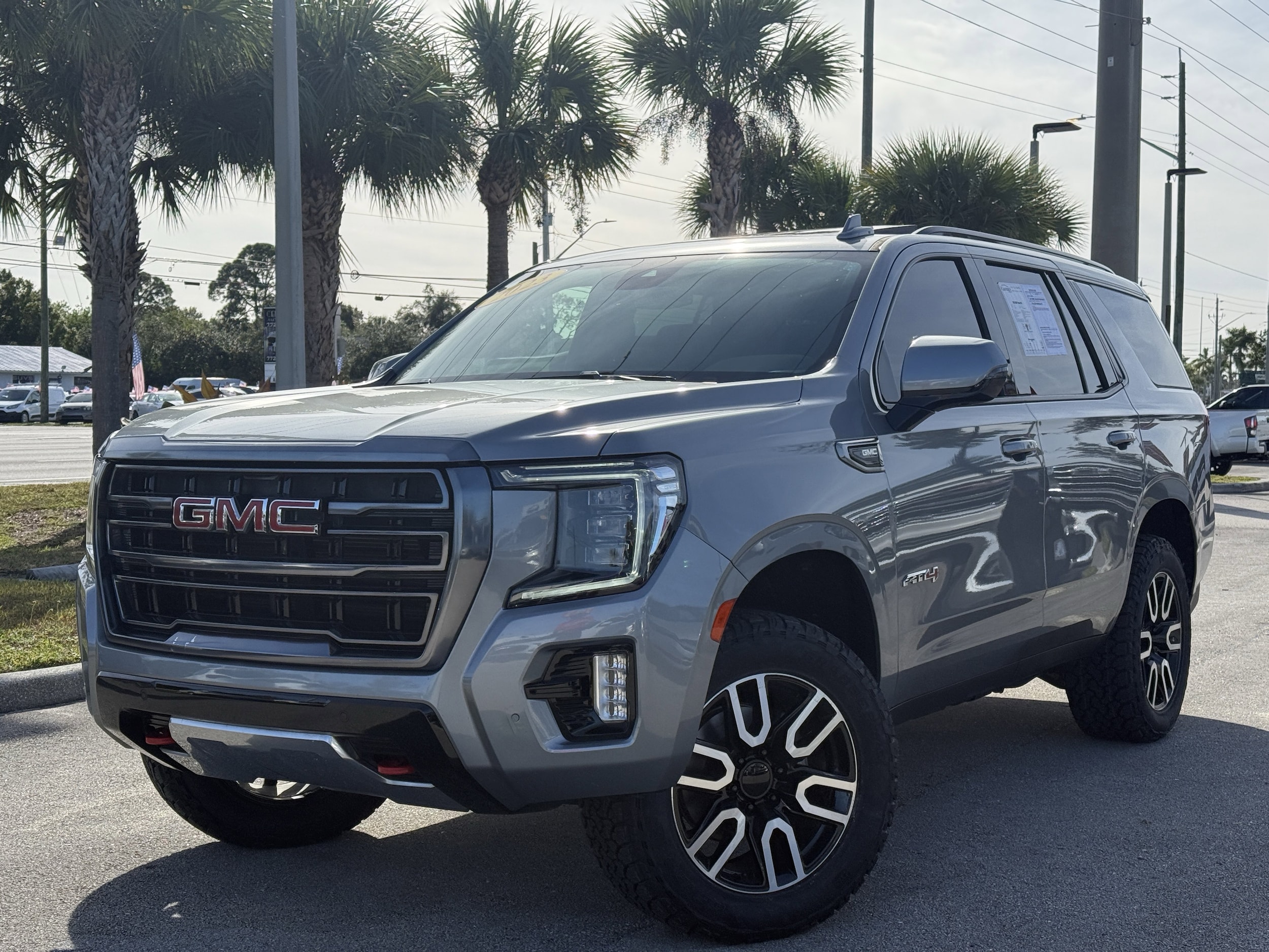 2023 GMC Yukon AT4's photo