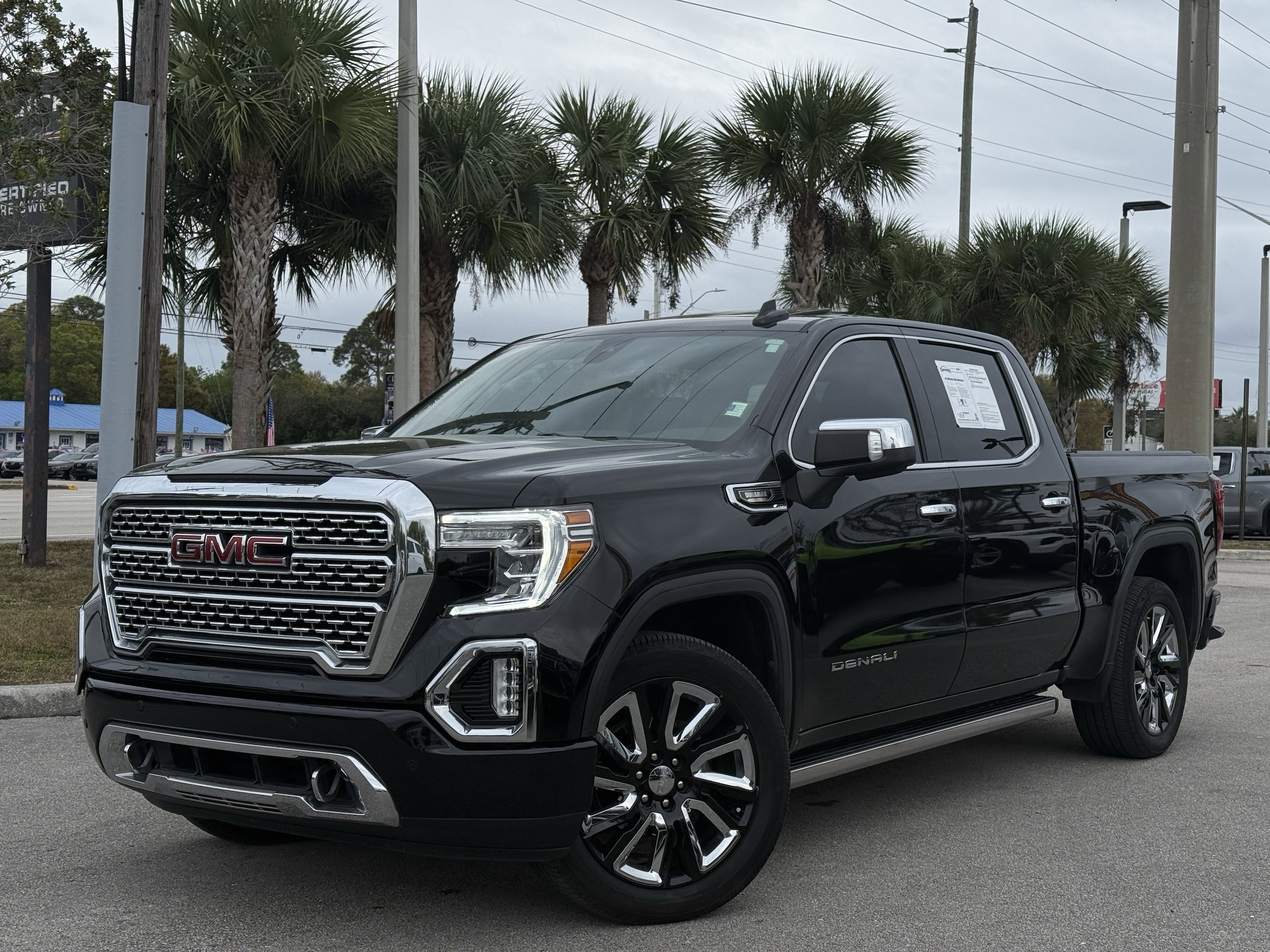 2022 GMC Sierra Denali's photo