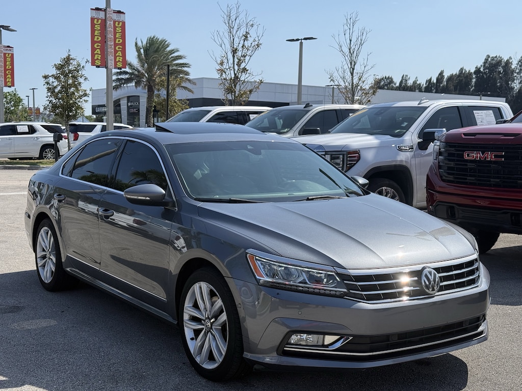 Used 2017 Volkswagen Passat 1.8T SEL Premium Sedan