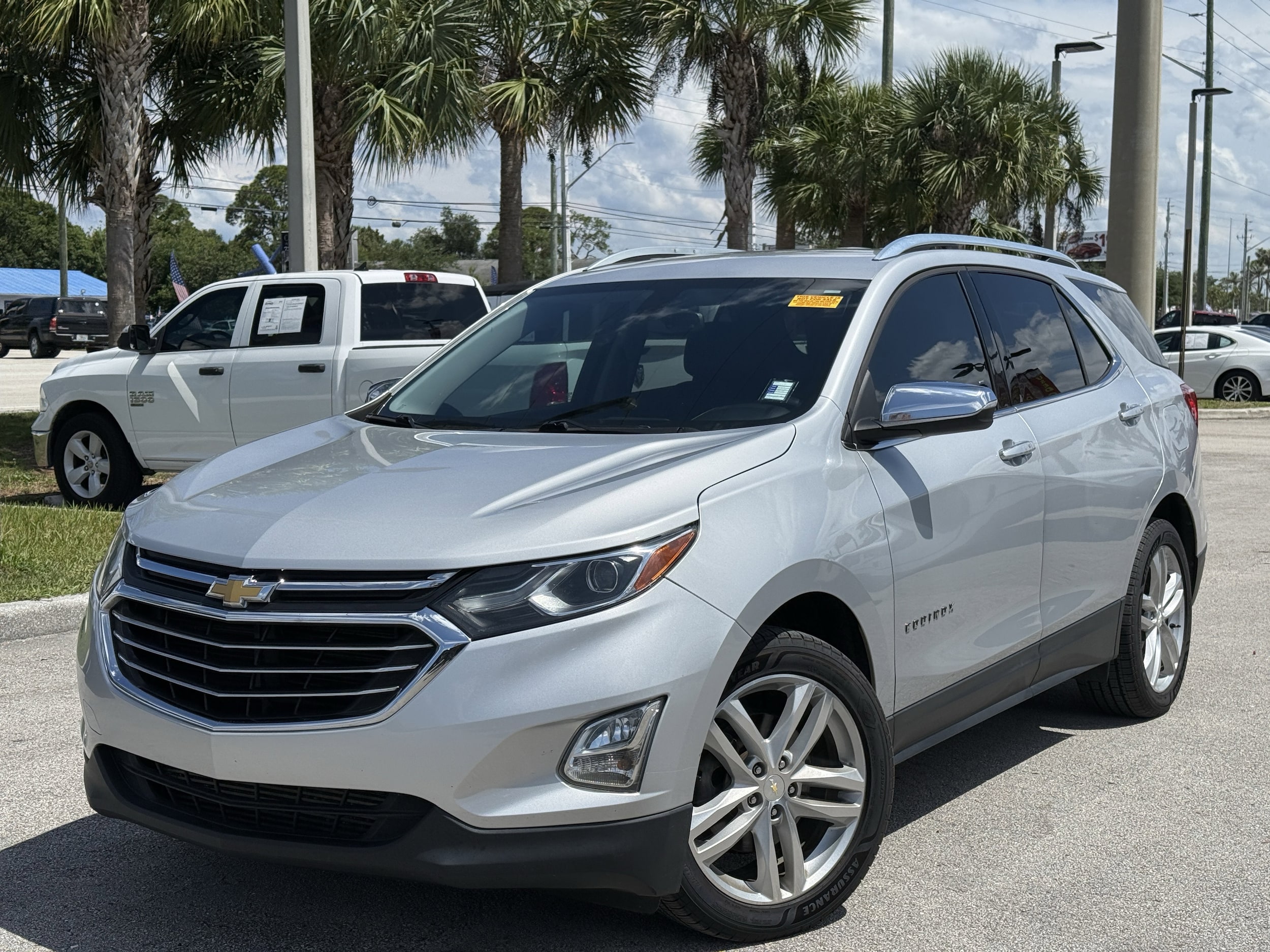2019 Chevrolet Equinox AWD Premier 2.0T's photo