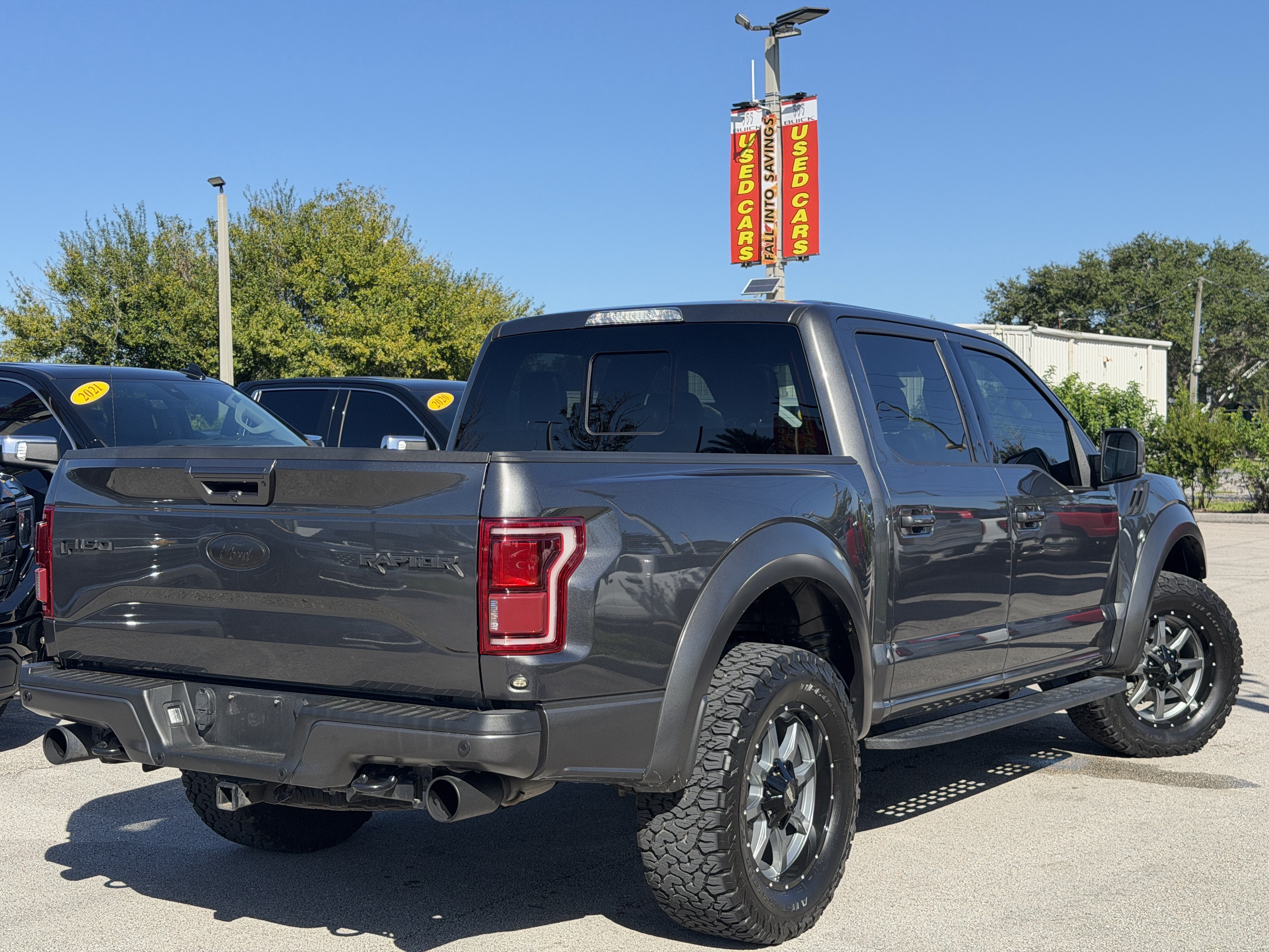 Used 2017 Ford F-150 Raptor Truck SuperCrew Cab