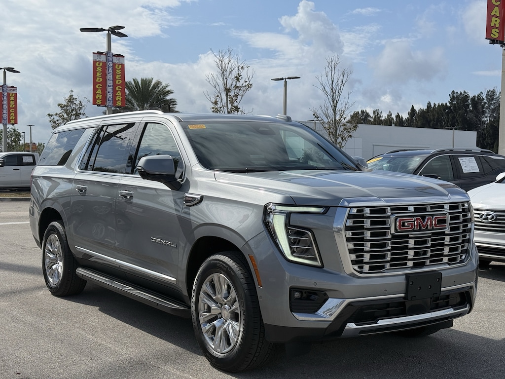 Used 2025 GMC Yukon XL Denali SUV