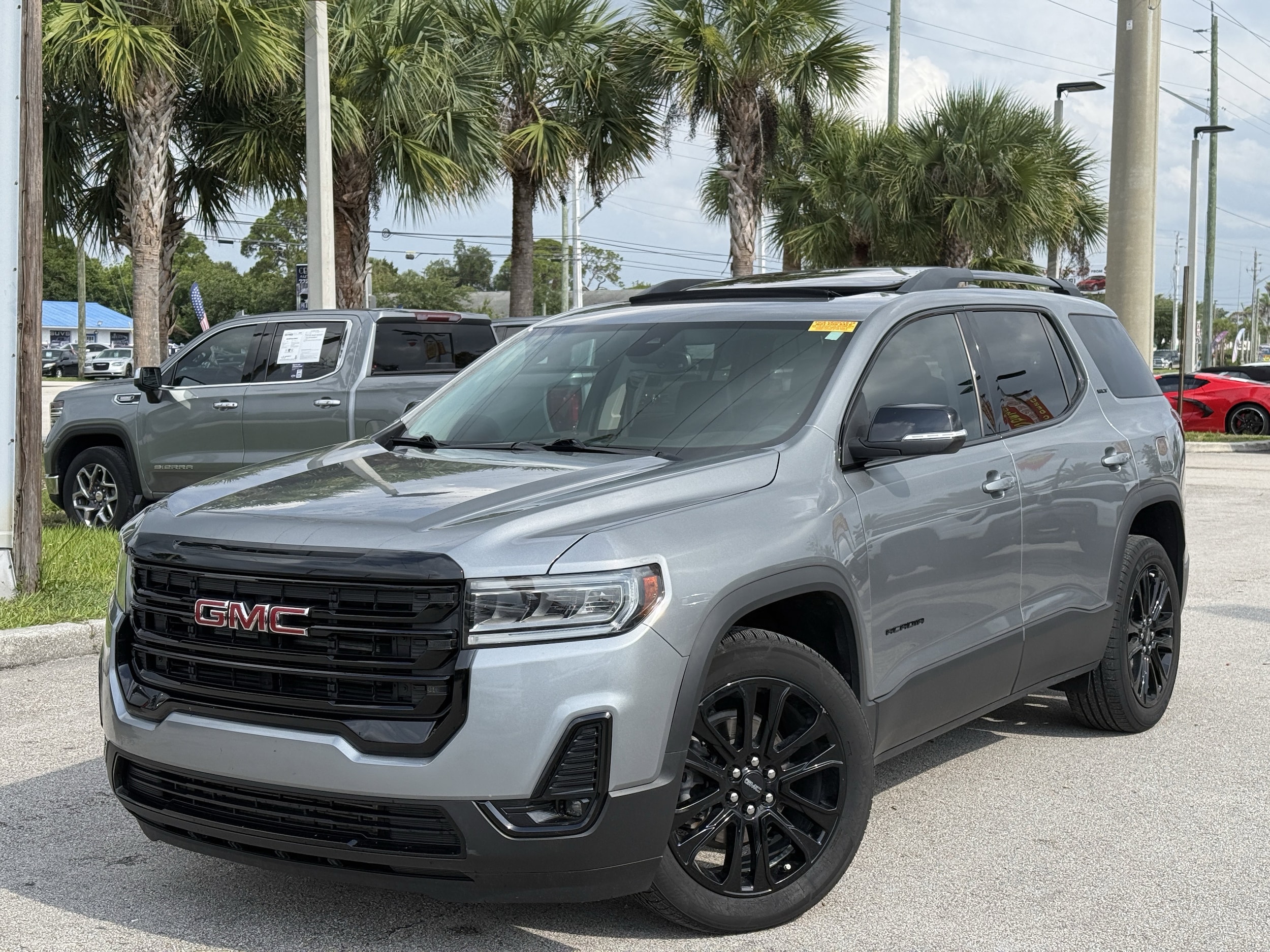 2023 GMC Acadia SLT FWD's photo