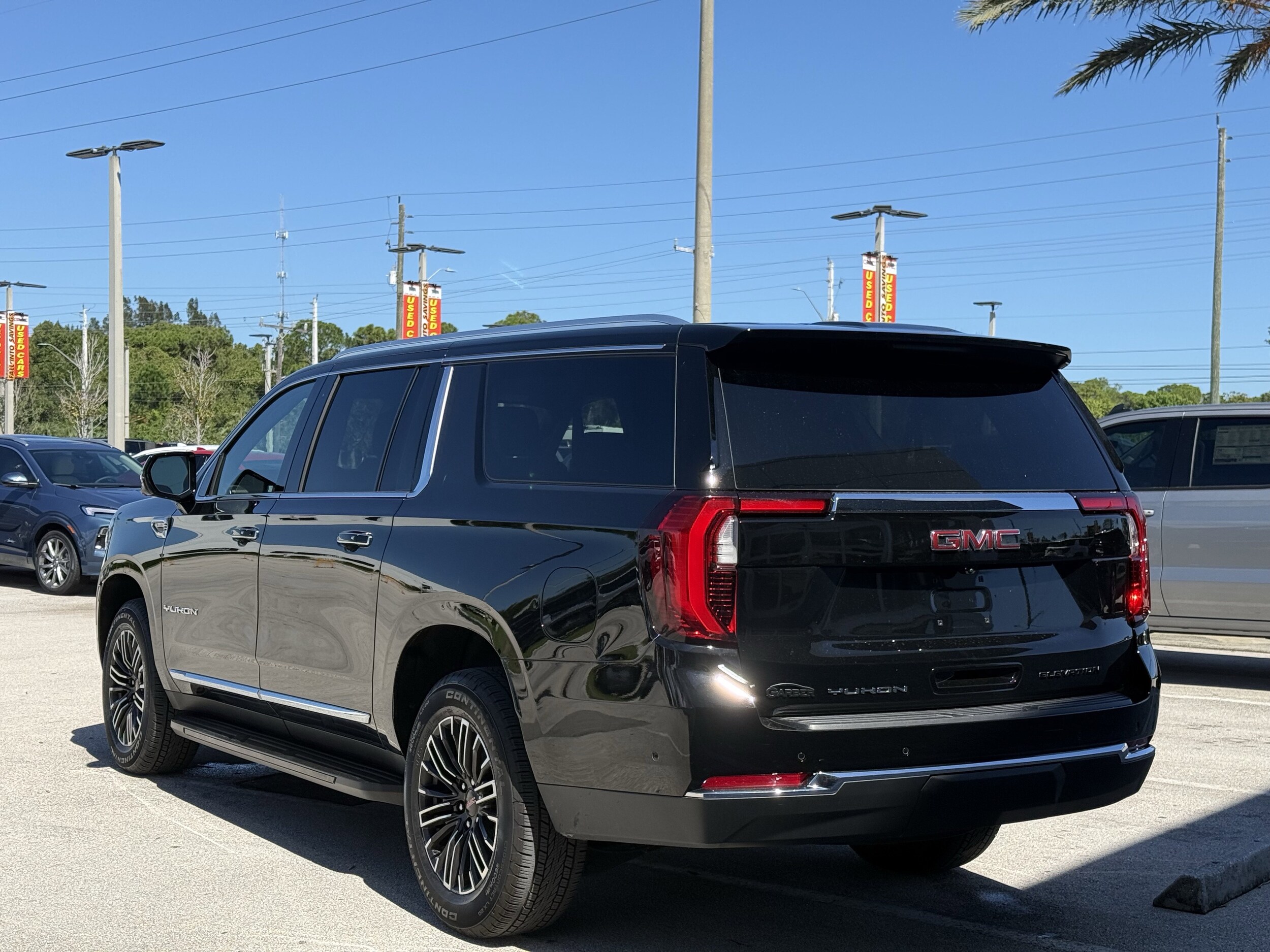 2025 Gmc Yukon XL photo 2