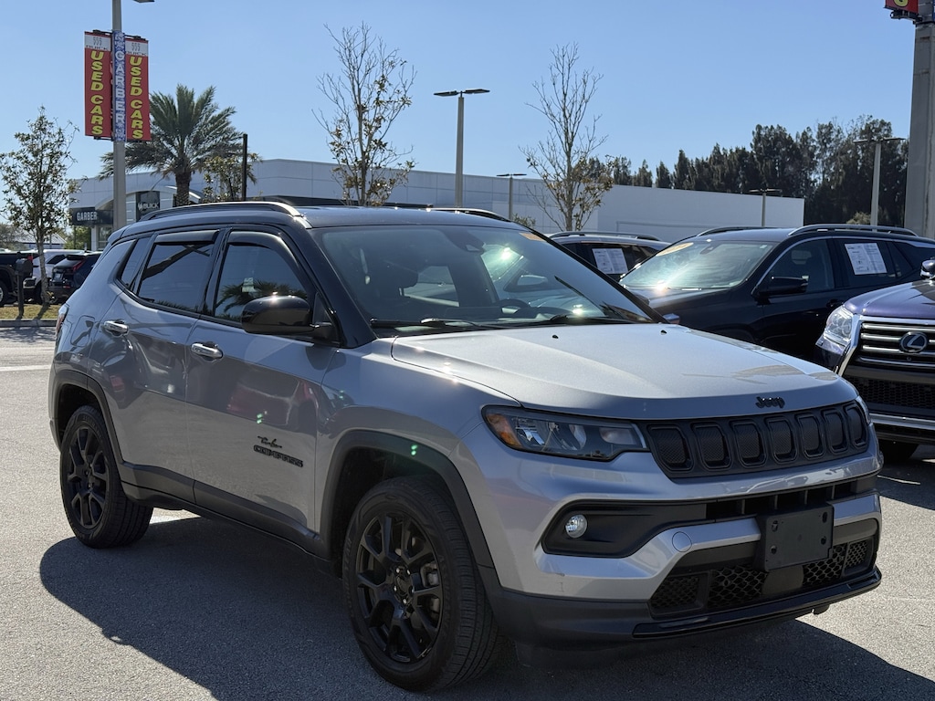Used 2022 Jeep Compass Altitude 4x4 SUV