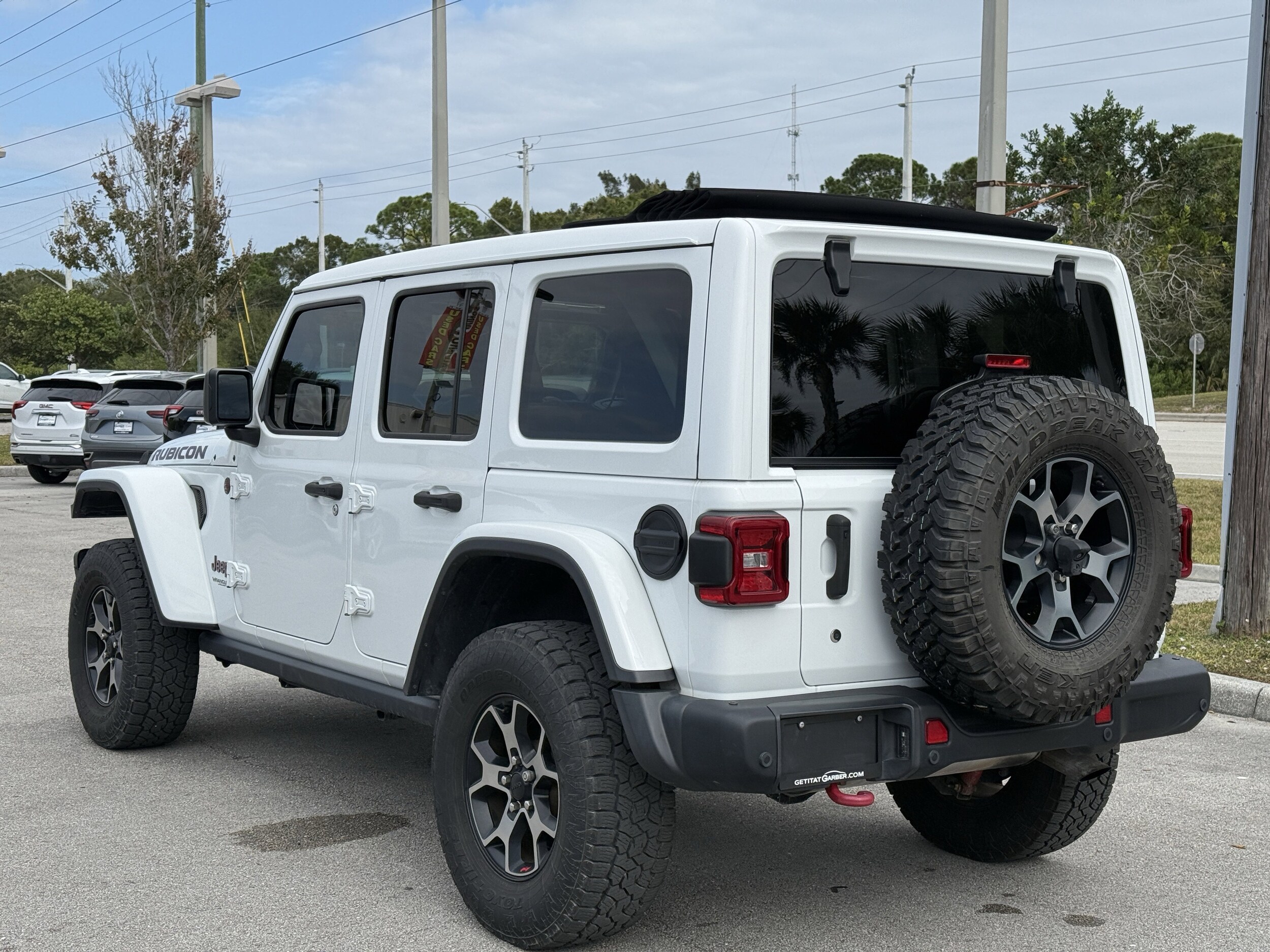 2019 Jeep Wrangler Unlimited Rubicon photo 2