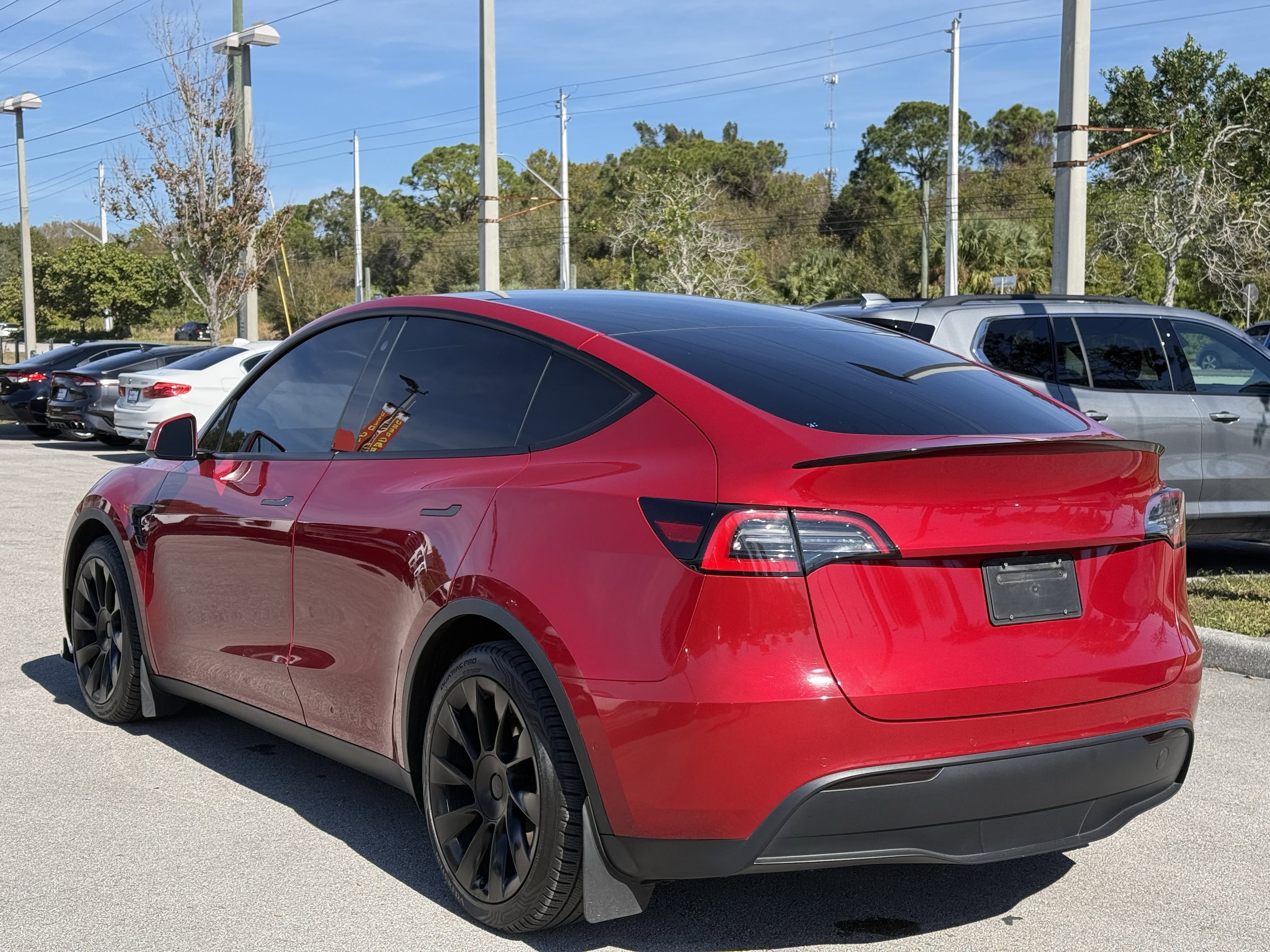 Used 2021 Tesla Model Y Long Range with VIN 5YJYGDEE0MF108071 for sale in Fort Pierce, FL