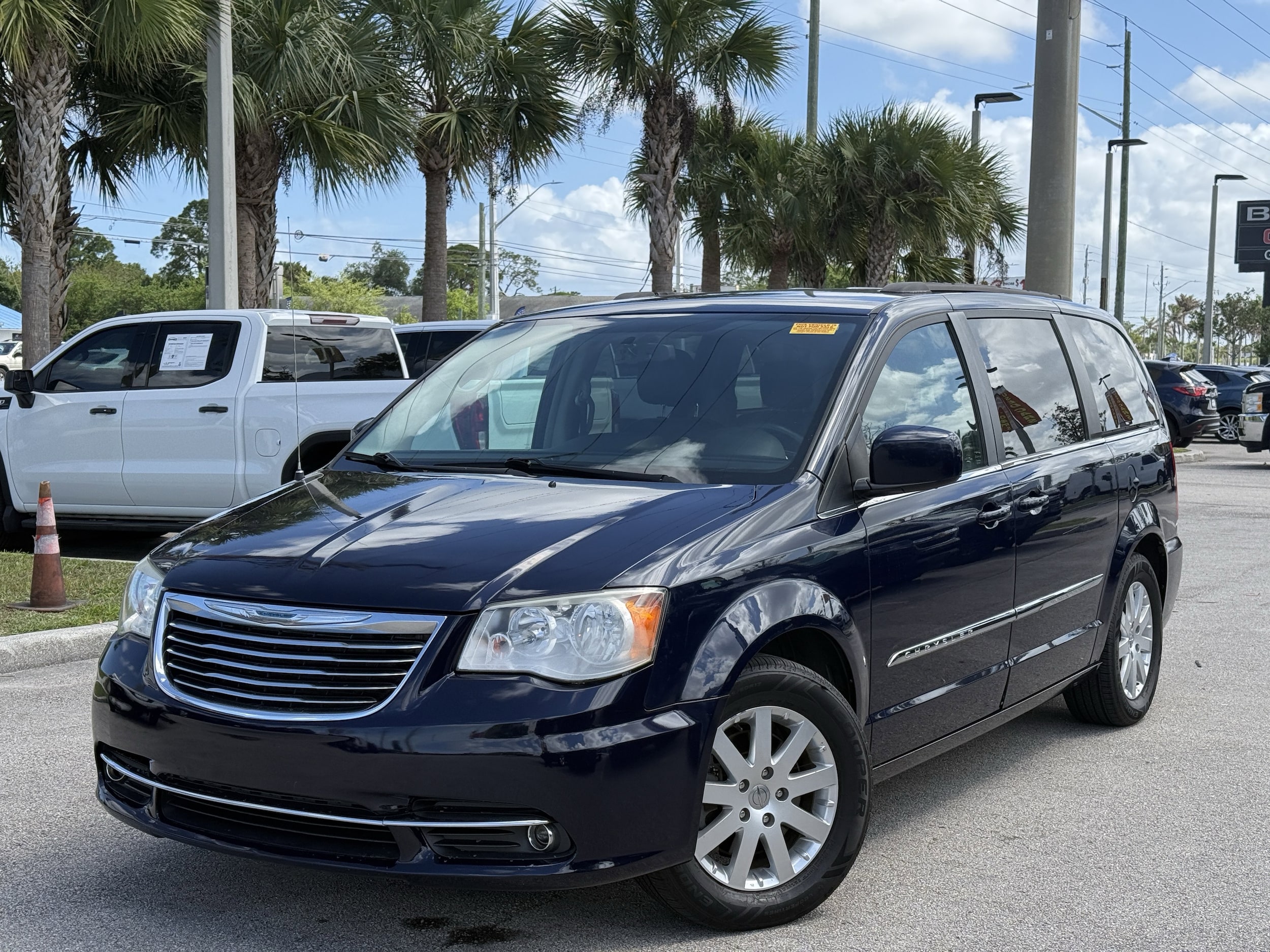 2016 Chrysler Town & Country Touring