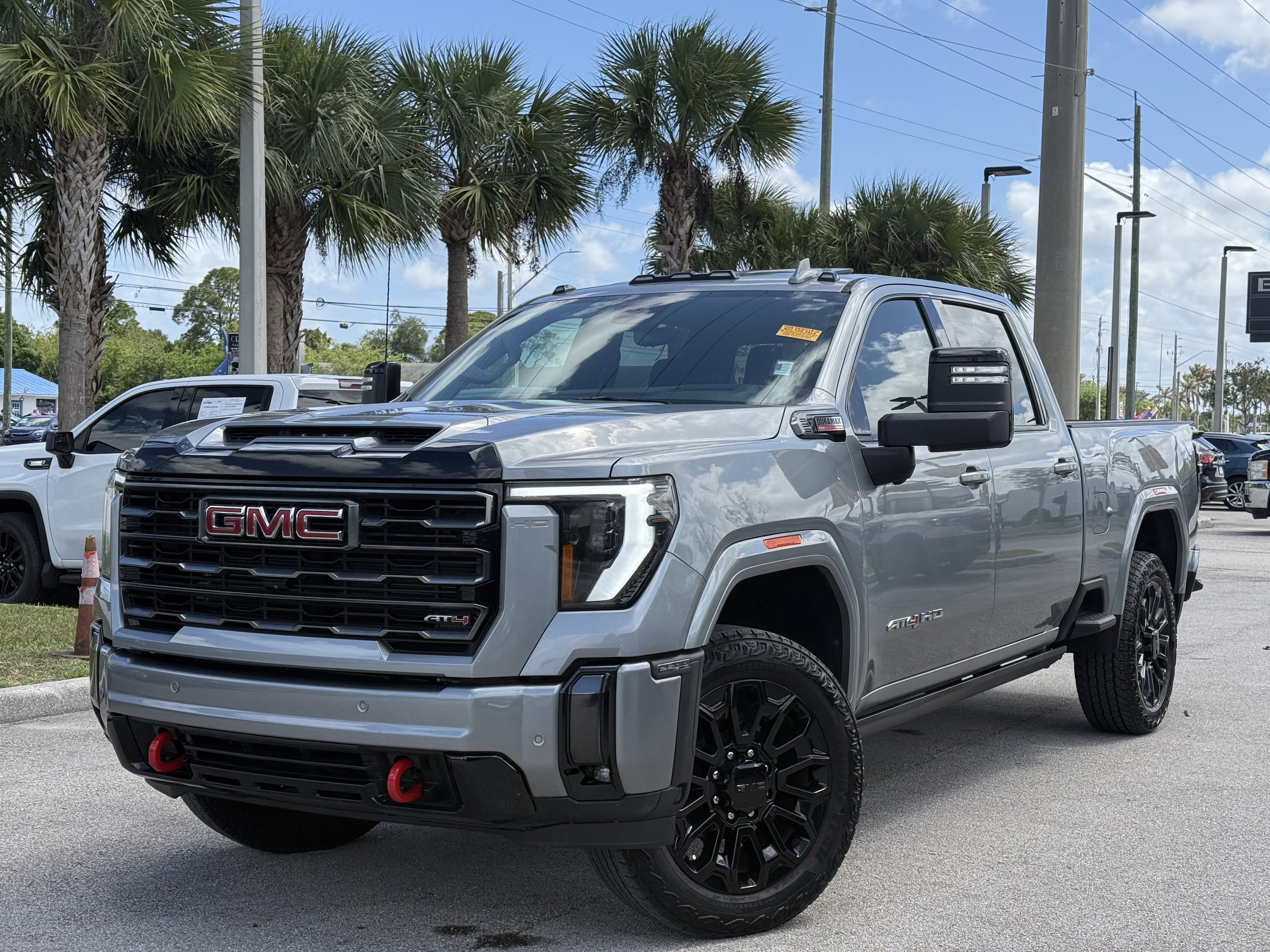 2024 GMC Sierra 4WD Crew Cab Standard Box AT4's photo