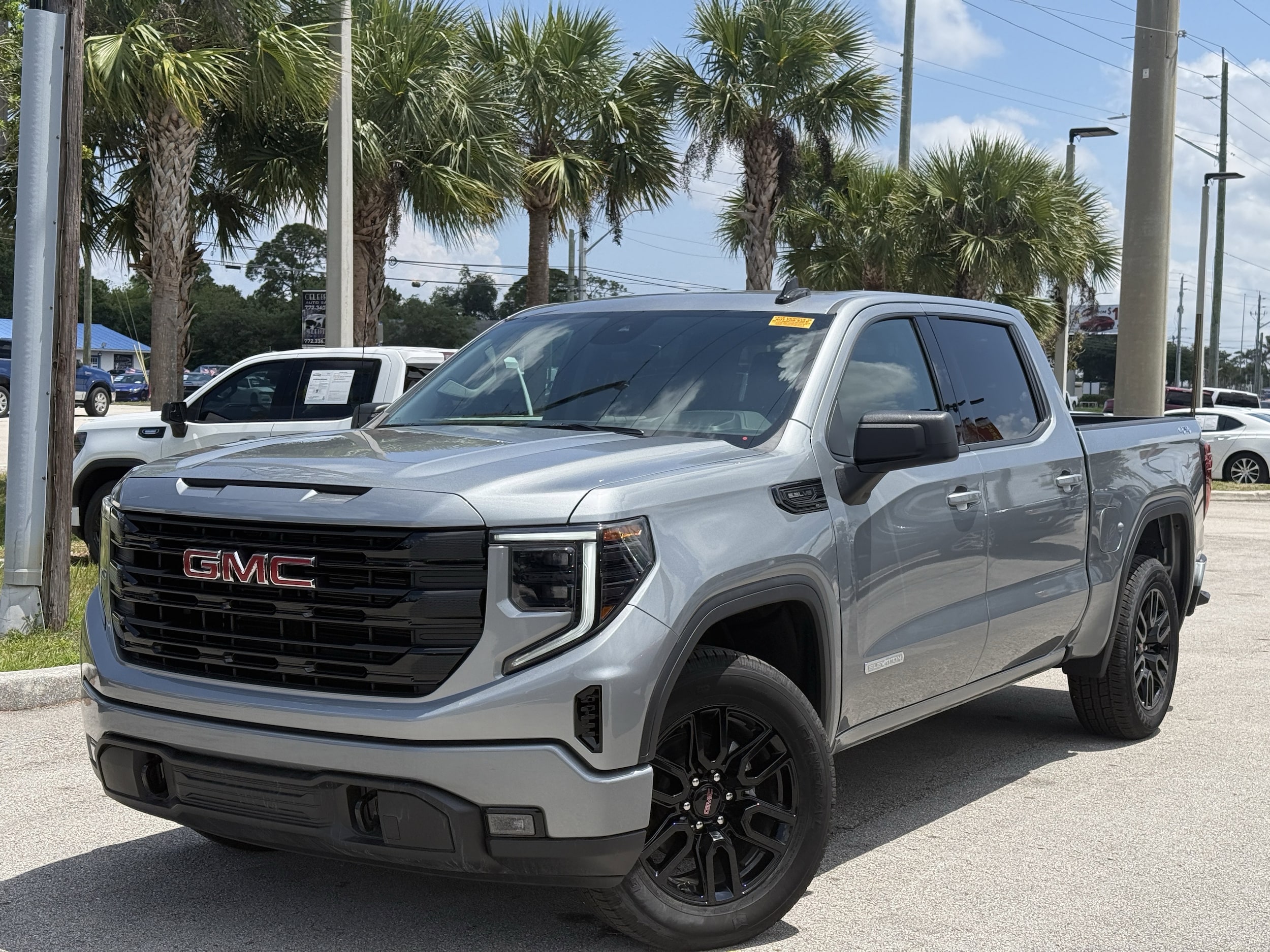 2026 GMC Sierra 4WD Crew Cab Short Box Elevation's photo
