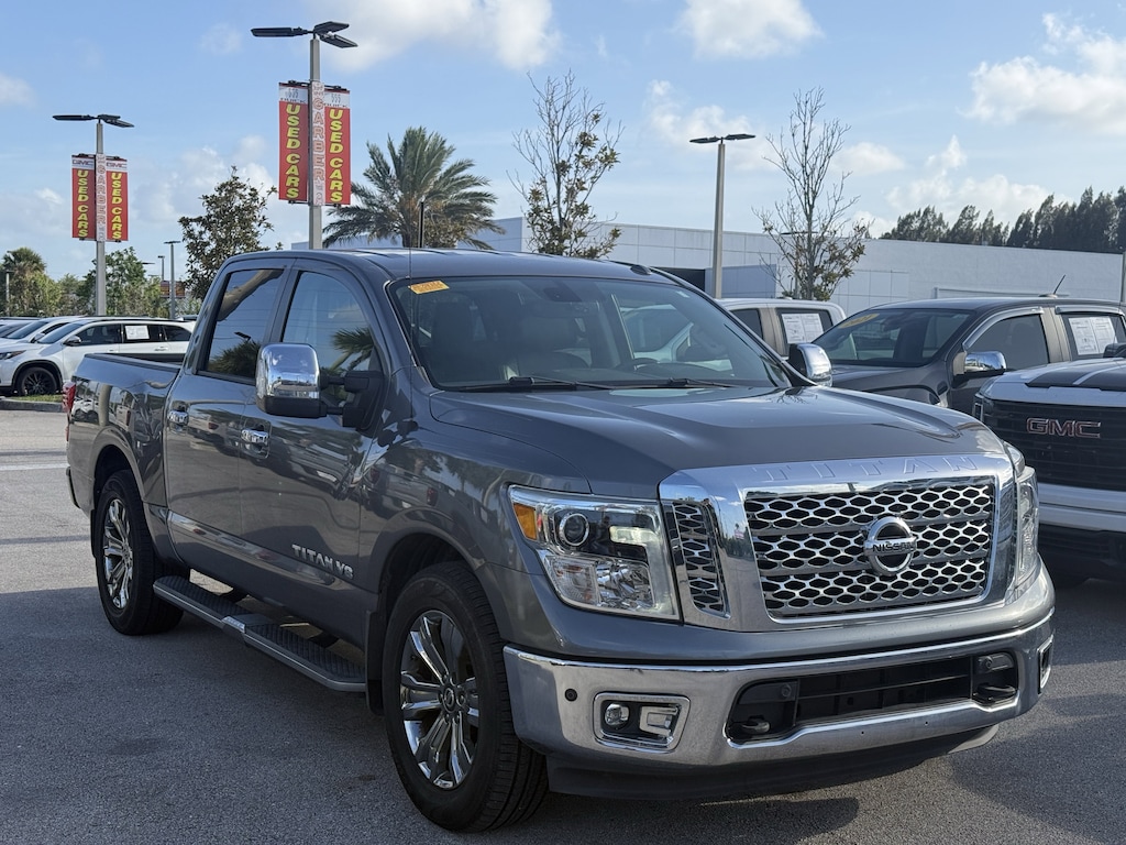 Used 2019 Nissan Titan SL Truck Crew Cab