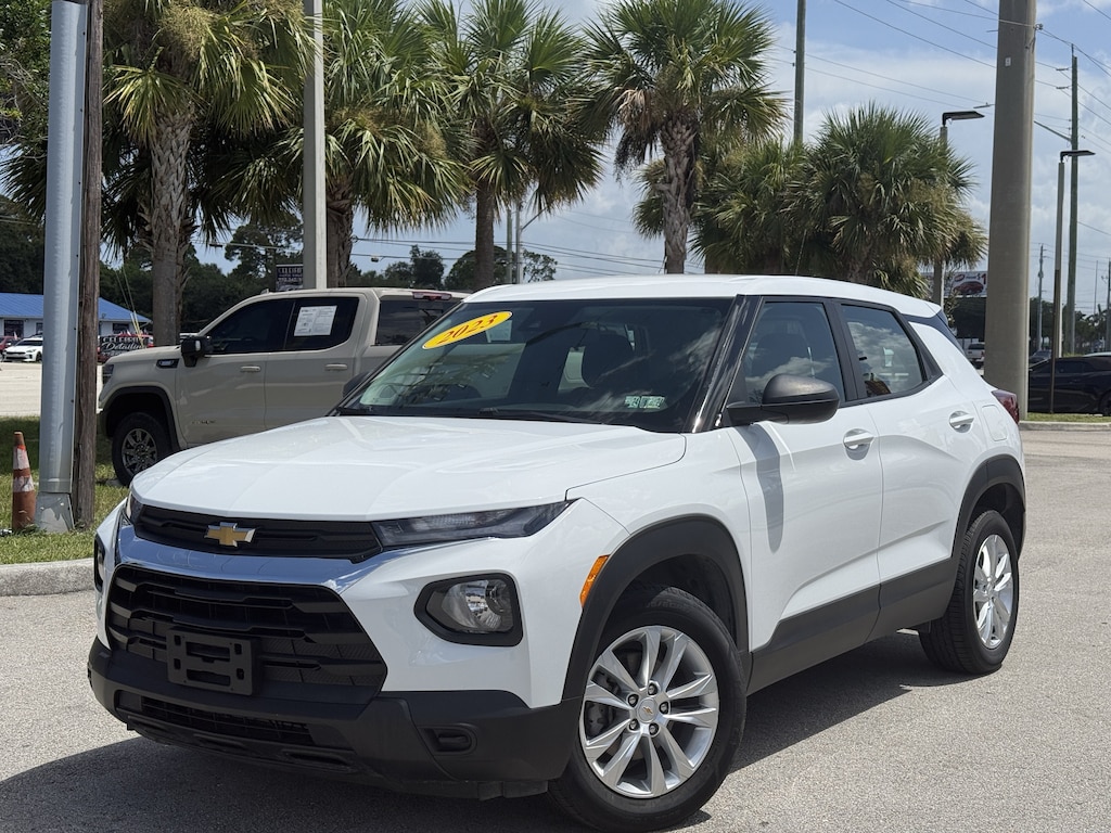 Used 2023 Chevrolet Trailblazer LS SUV