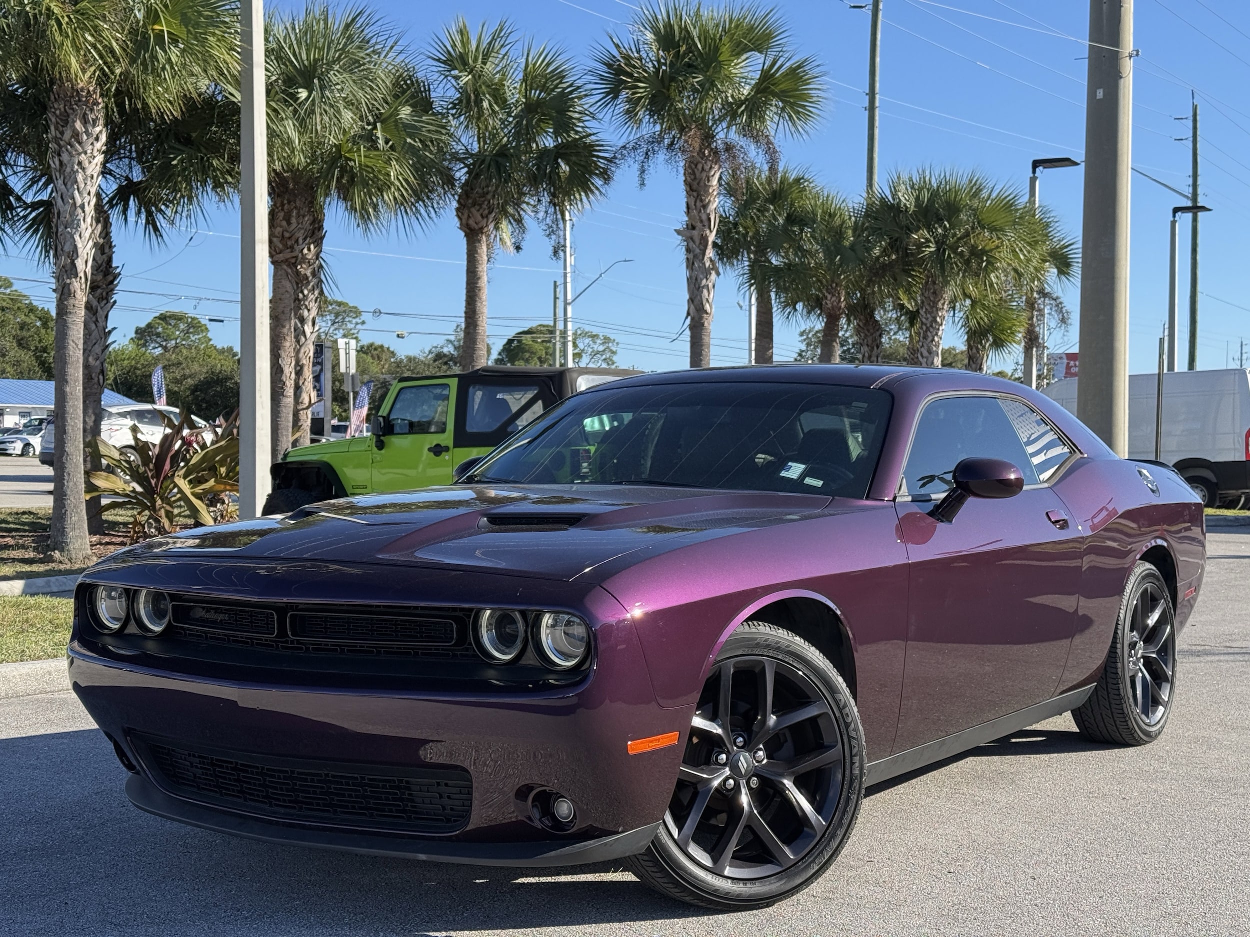 2020 Dodge Challenger SXT's photo