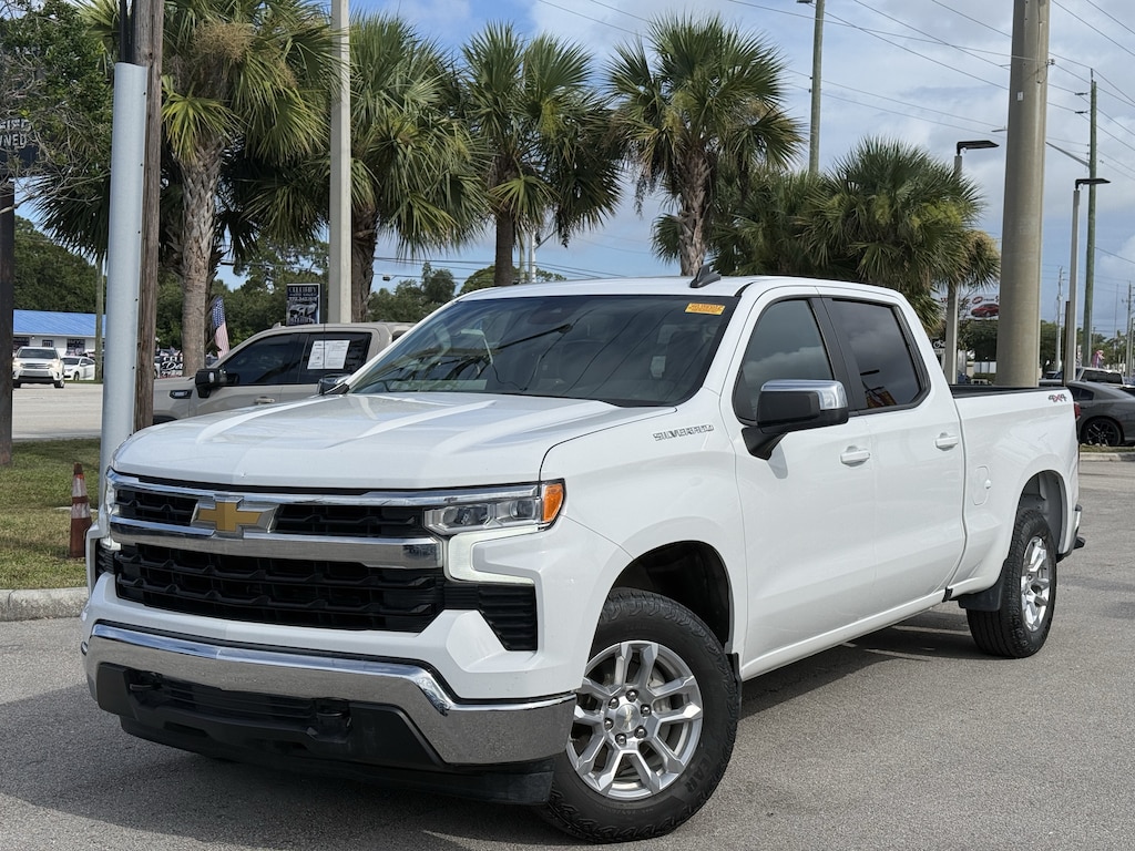 Used 2023 Chevrolet Silverado 1500 LT Truck Crew Cab