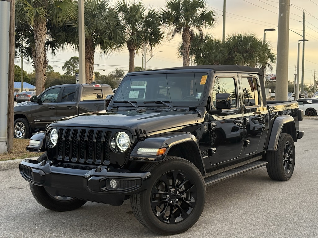 Used 2021 Jeep Gladiator High Altitude 4x4 Truck Crew Cab