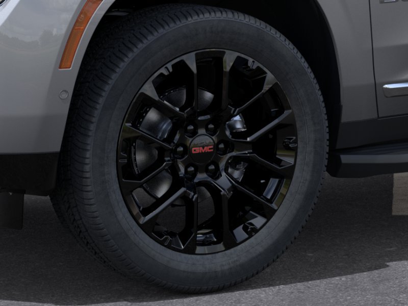 2026 GMC Yukon Denali - Photo 9