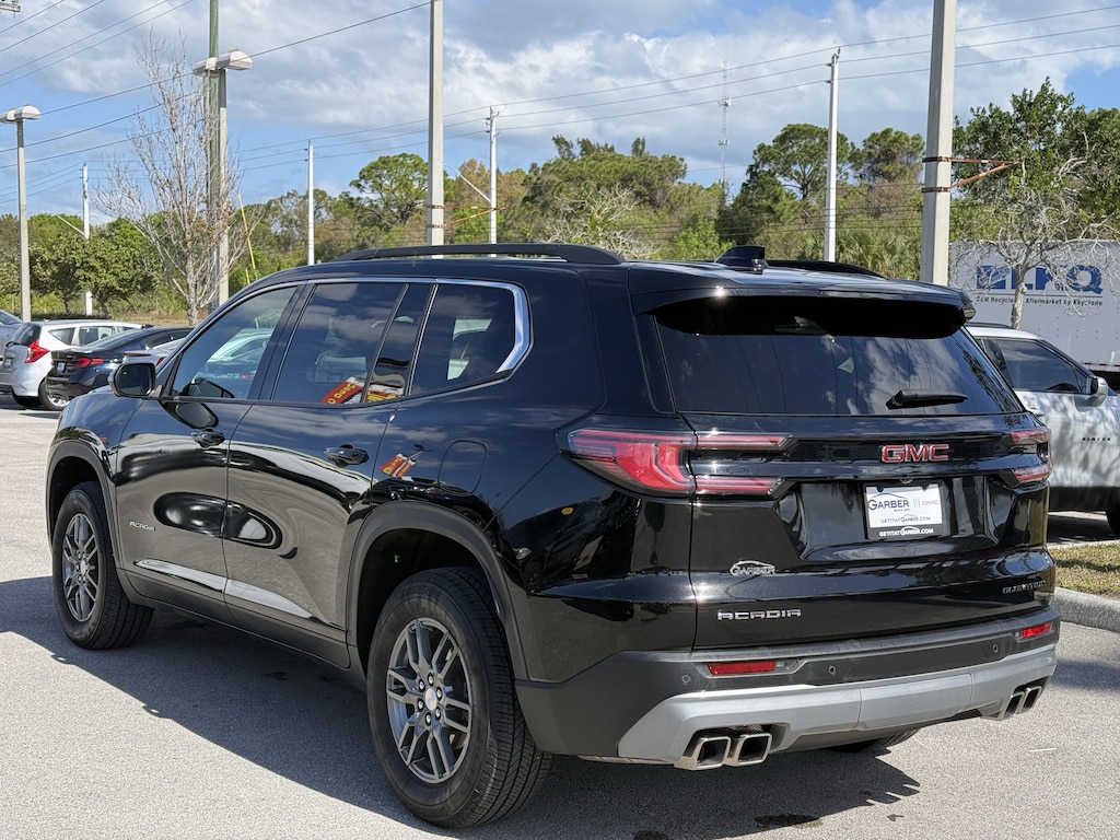 Used 2025 GMC Acadia Elevation SUV