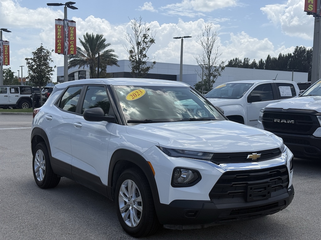 Used 2023 Chevrolet Trailblazer LS SUV