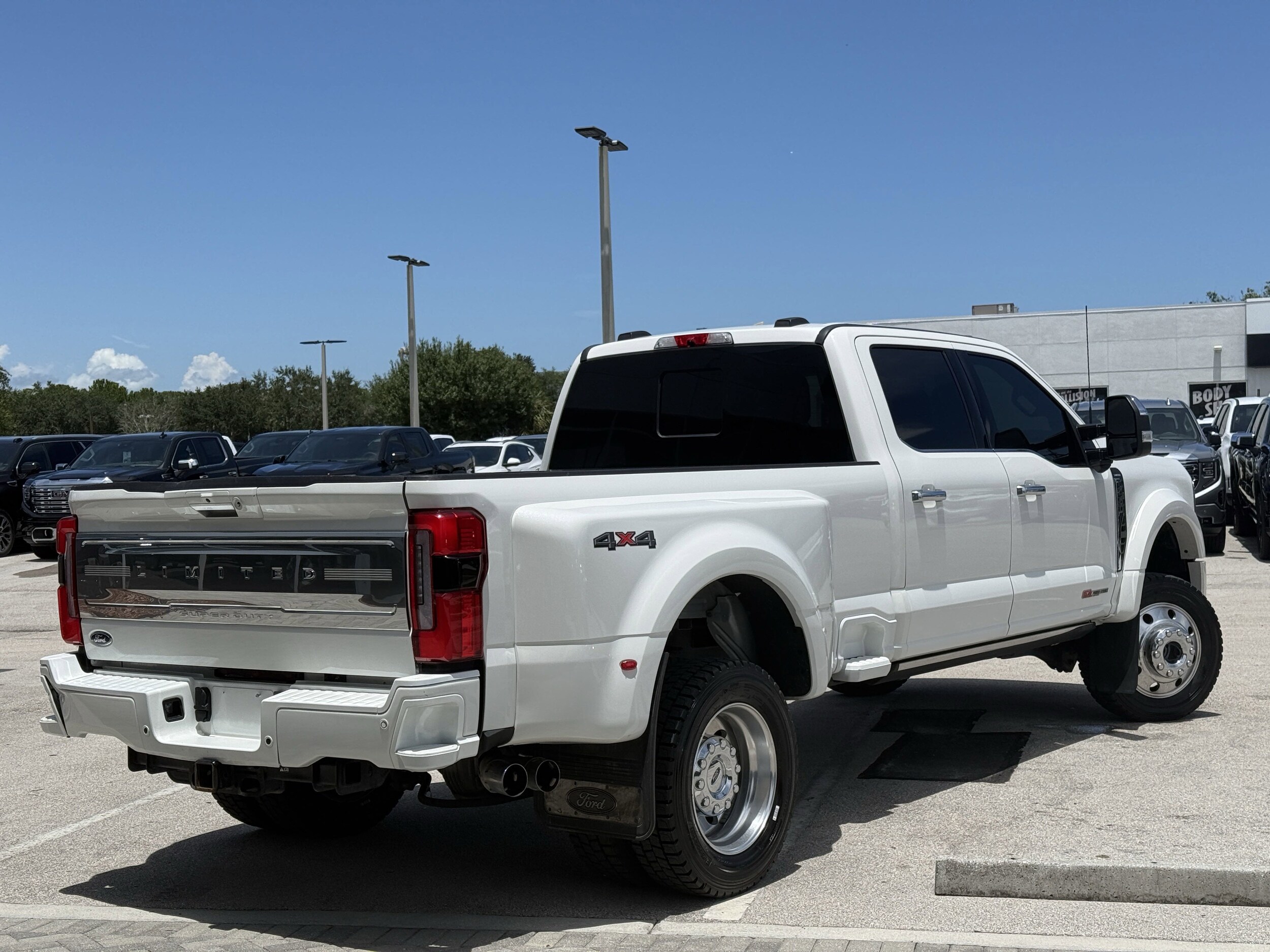 2024 Ford F-450 Limited photo 3