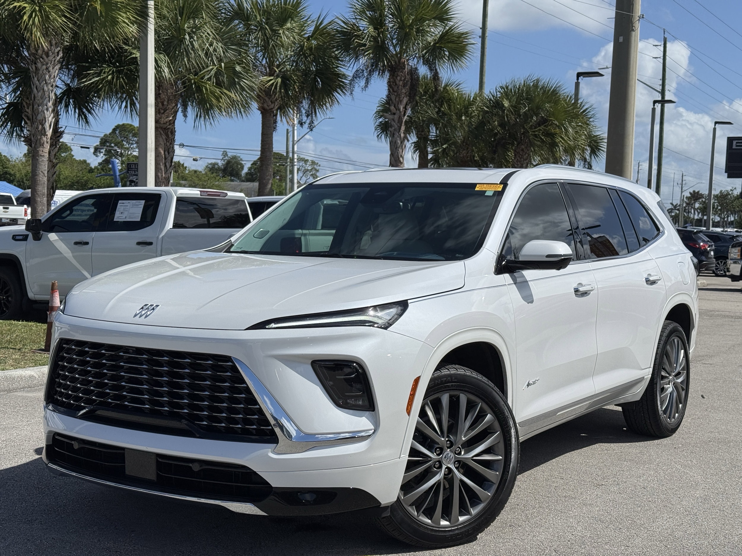 2025 Buick Enclave Avenir