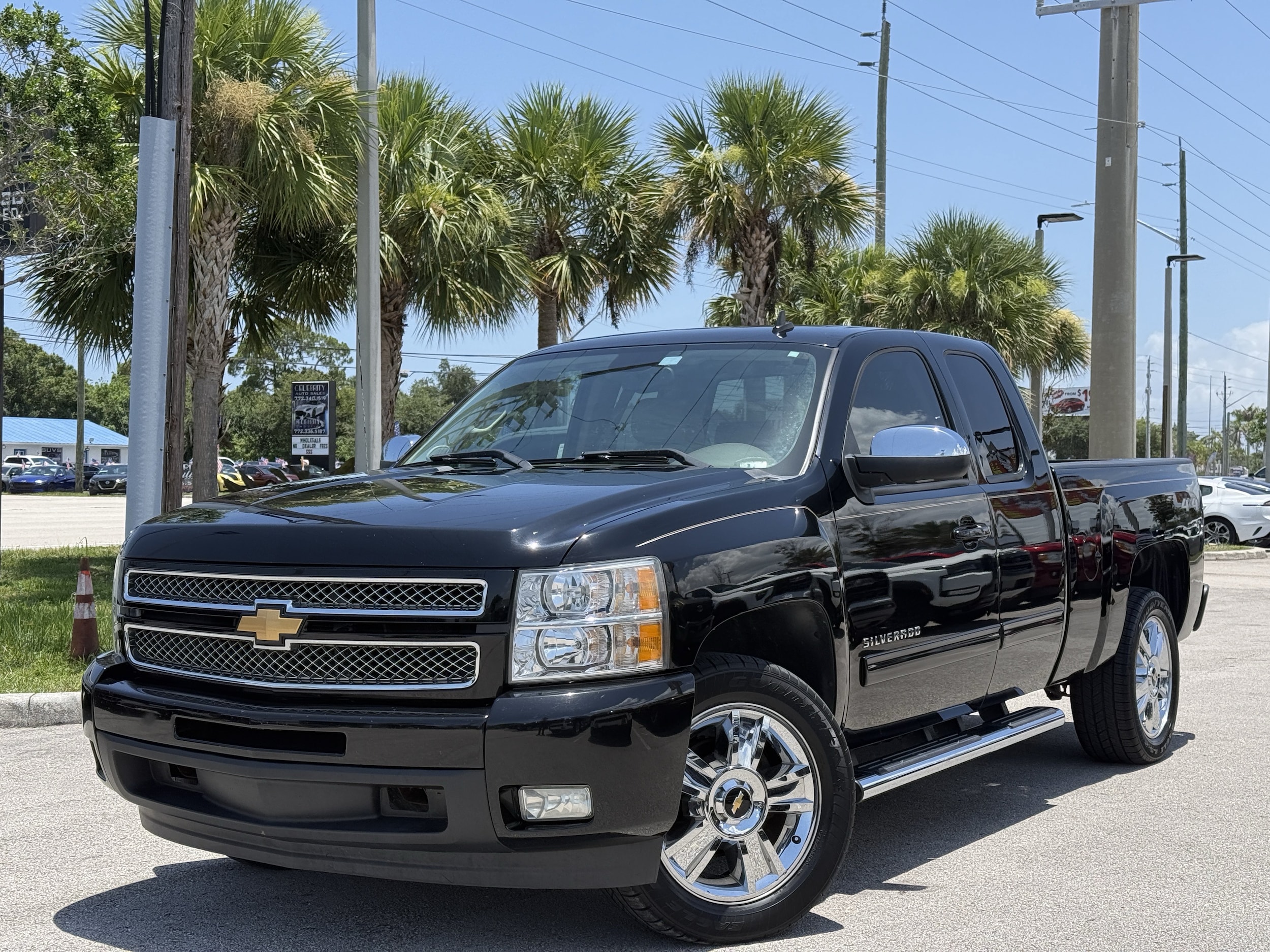 2013 Chevrolet Silverado 1500 LTZ 4X4 Extended Cab MWB's photo