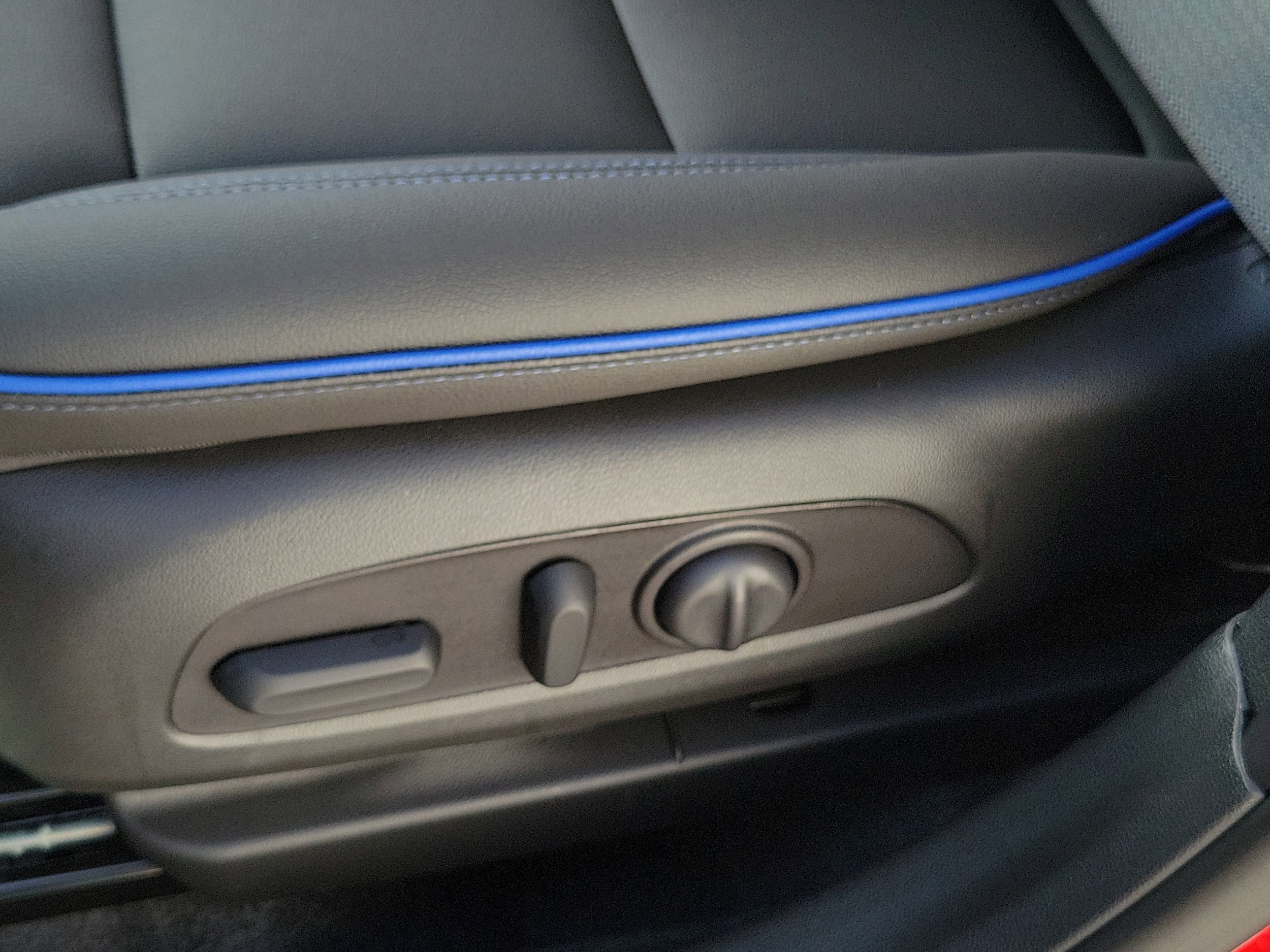 2026 Buick Envista Sport Touring - Photo 23