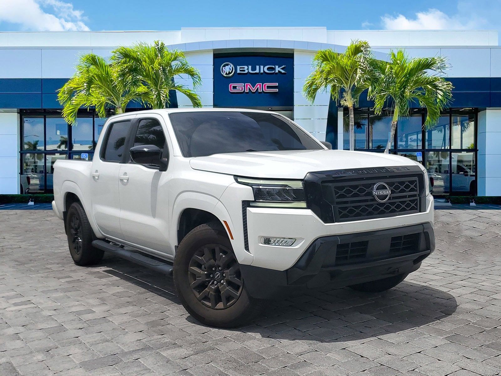 2023 Nissan Frontier SV Crew Cab 4X2 SWB's photo