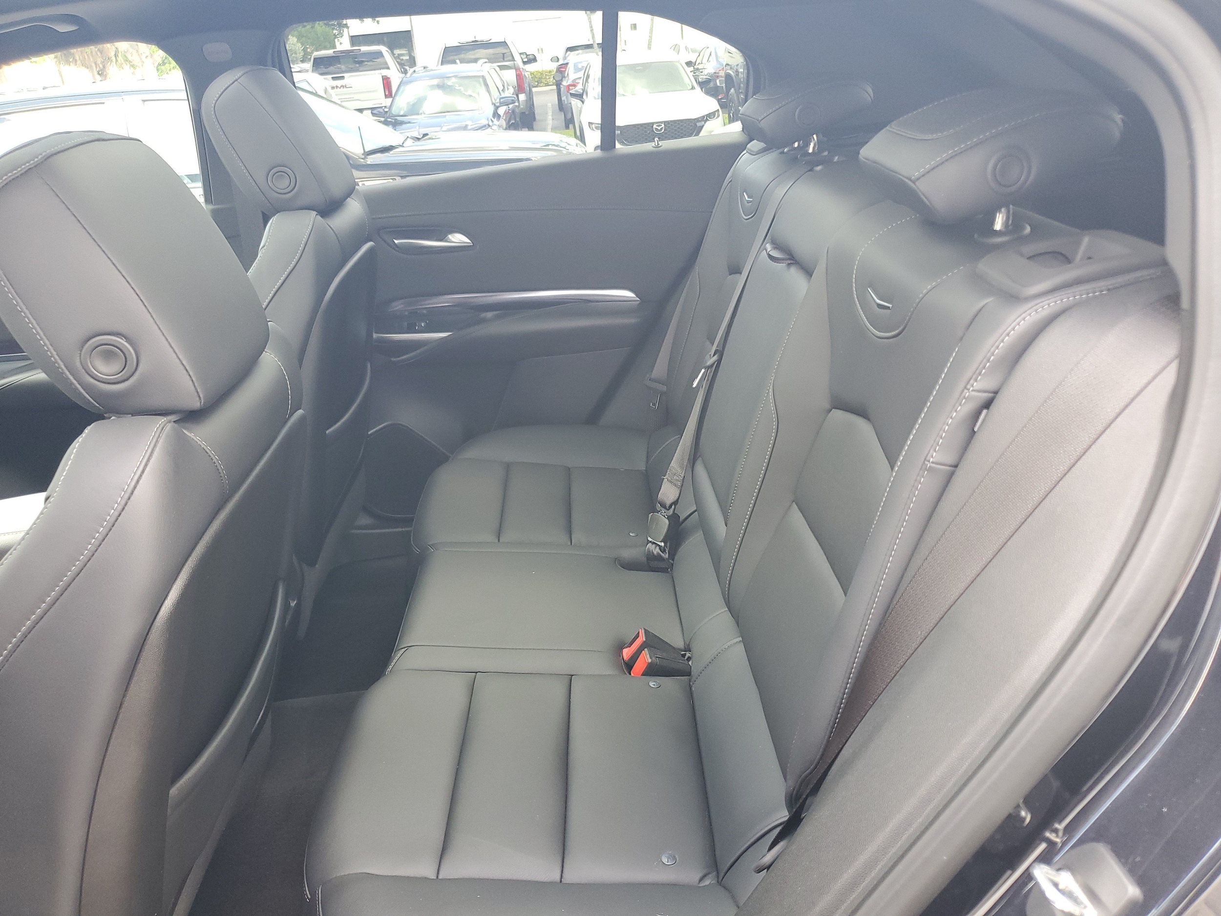 2023 Cadillac XT4 Luxury - Photo 13