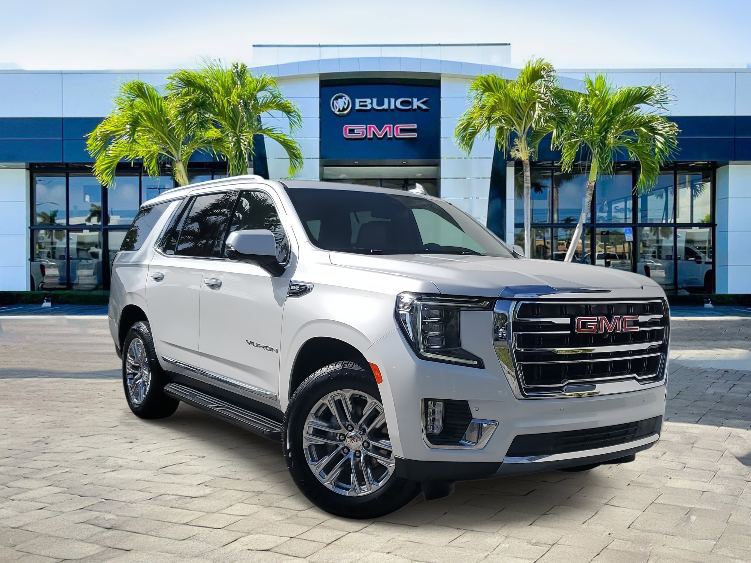 2021 GMC Yukon SLT's photo