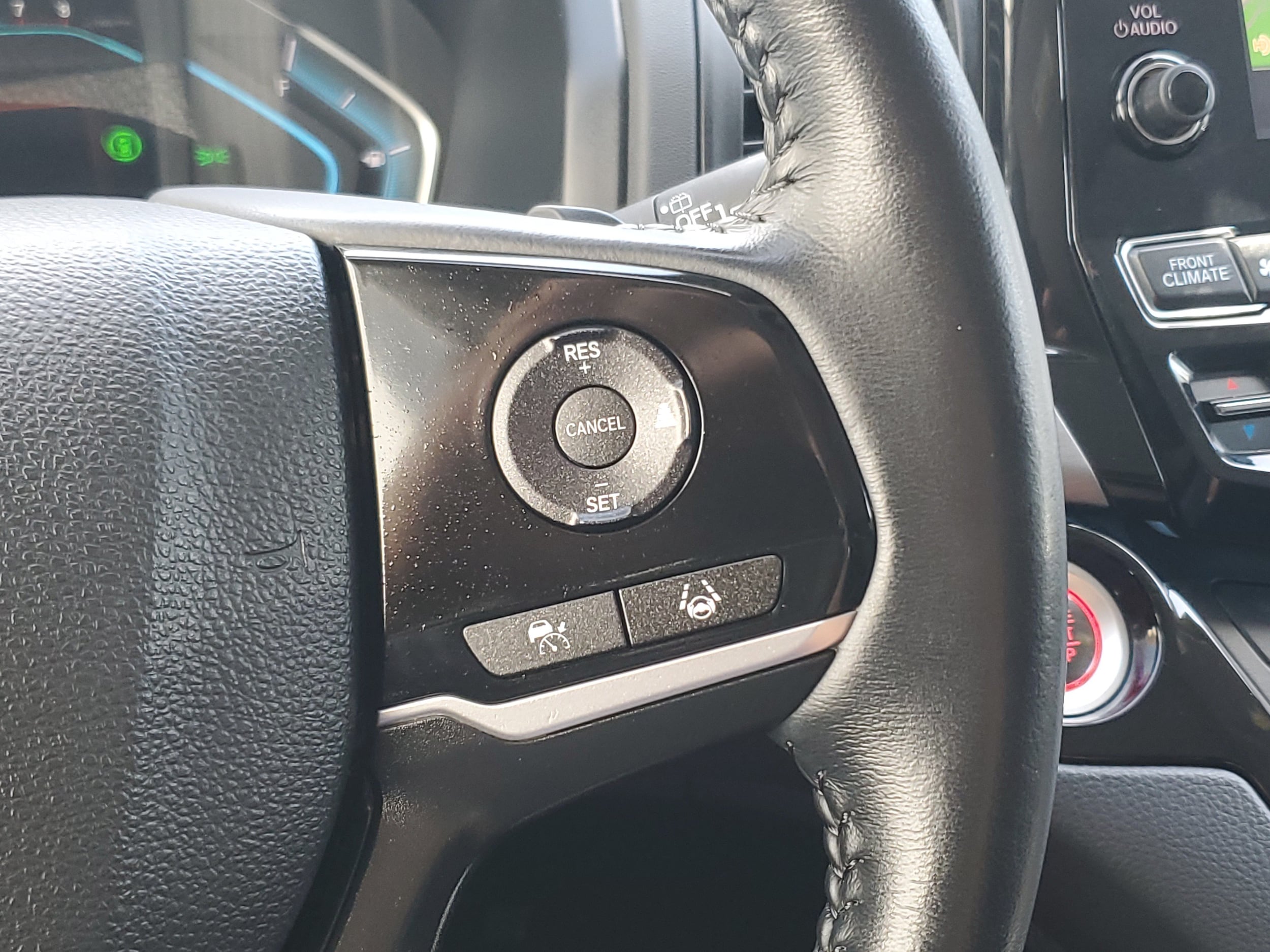 2024 Honda Odyssey Touring - Photo 25