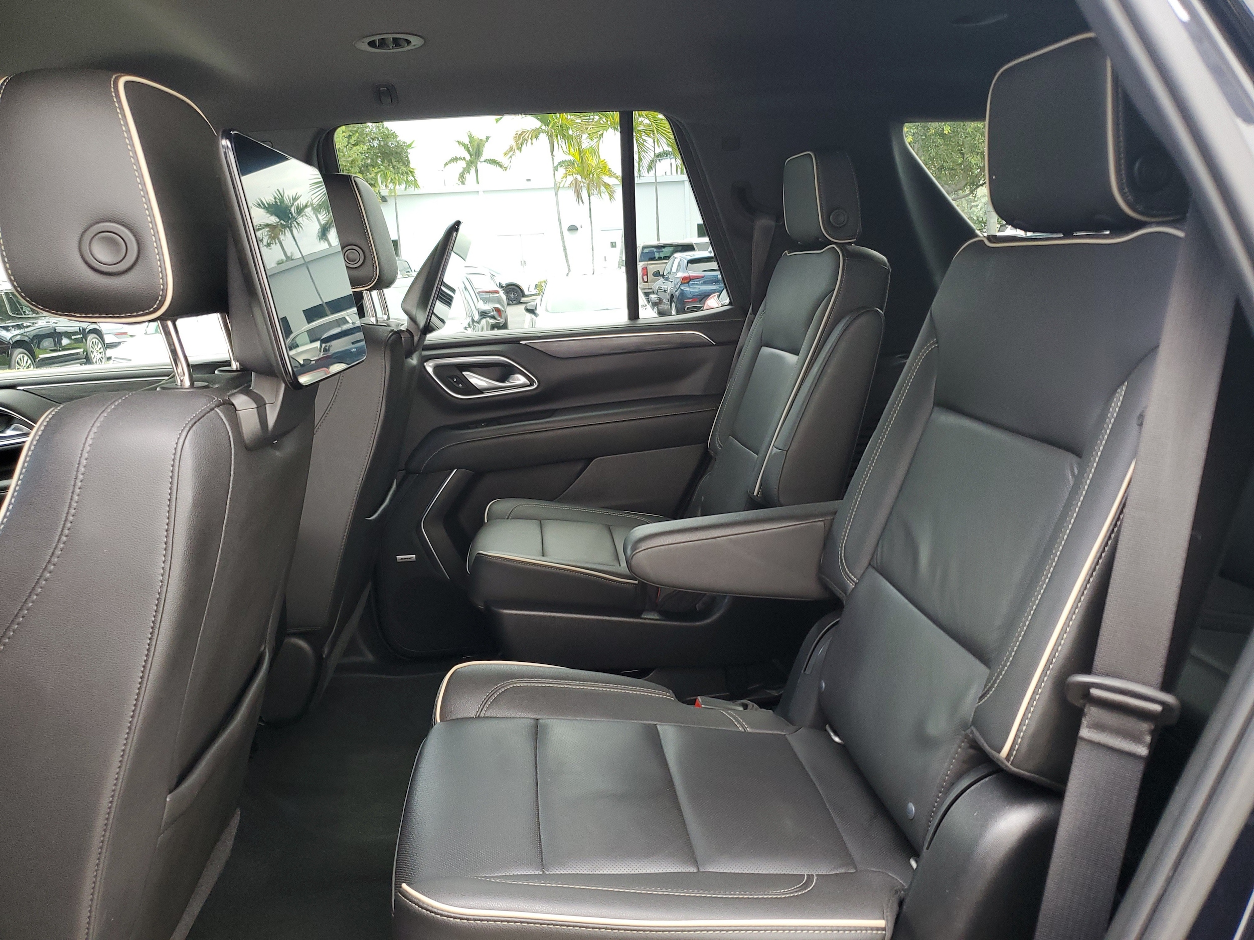 2021 GMC Yukon SLT - Photo 13