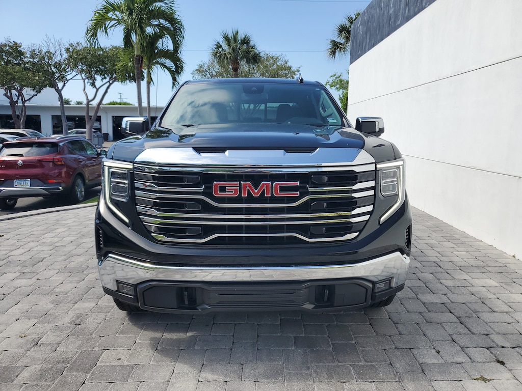 Used 2024 GMC Sierra 1500 SLT Truck Crew Cab