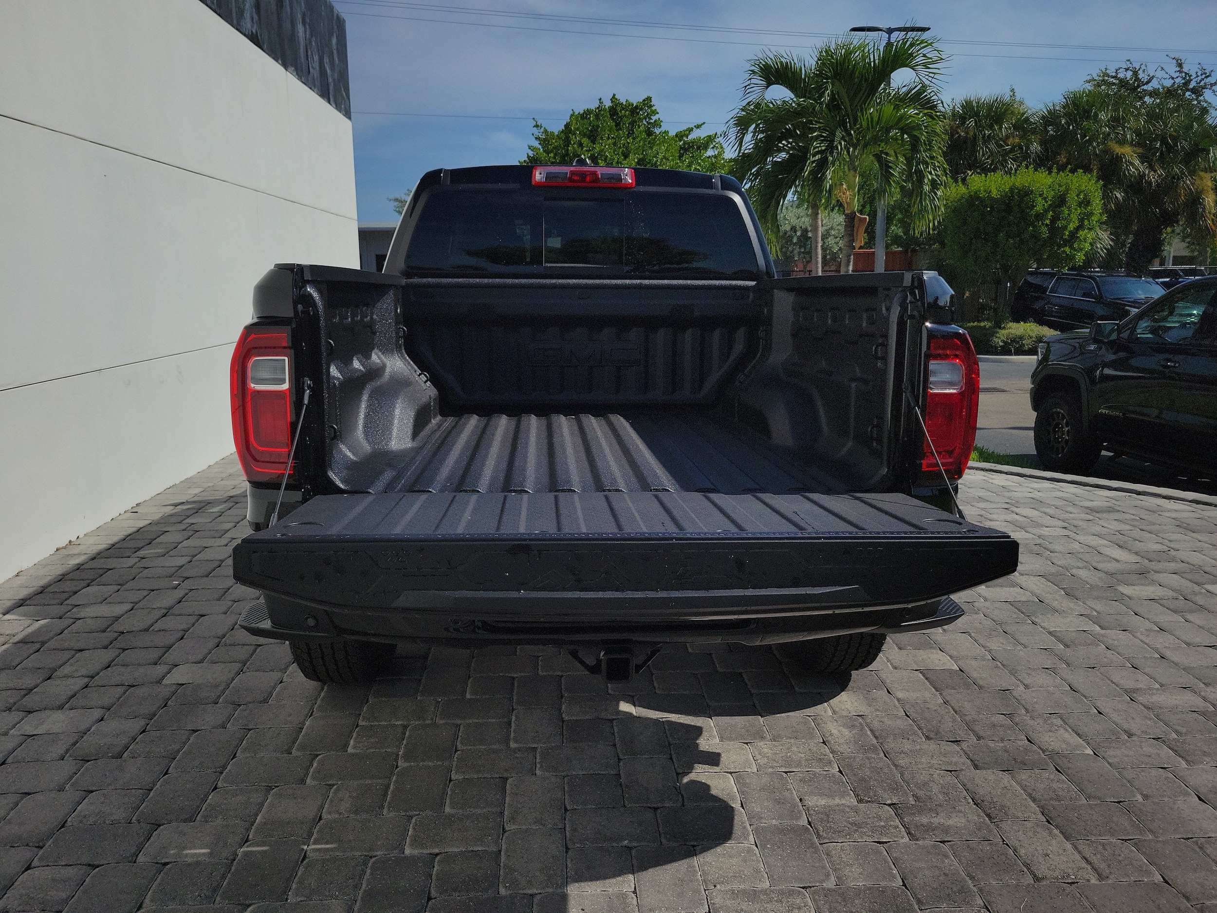 2026 GMC Canyon Elevation - Photo 9
