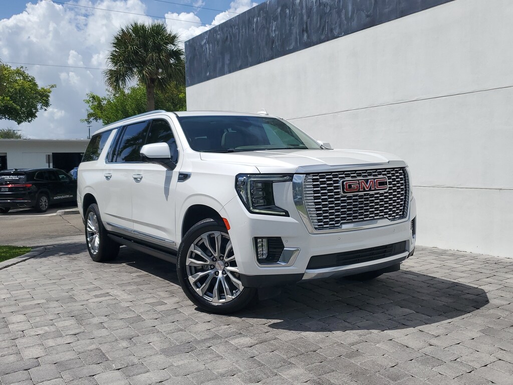 Used 2022 GMC Yukon XL Denali SUV