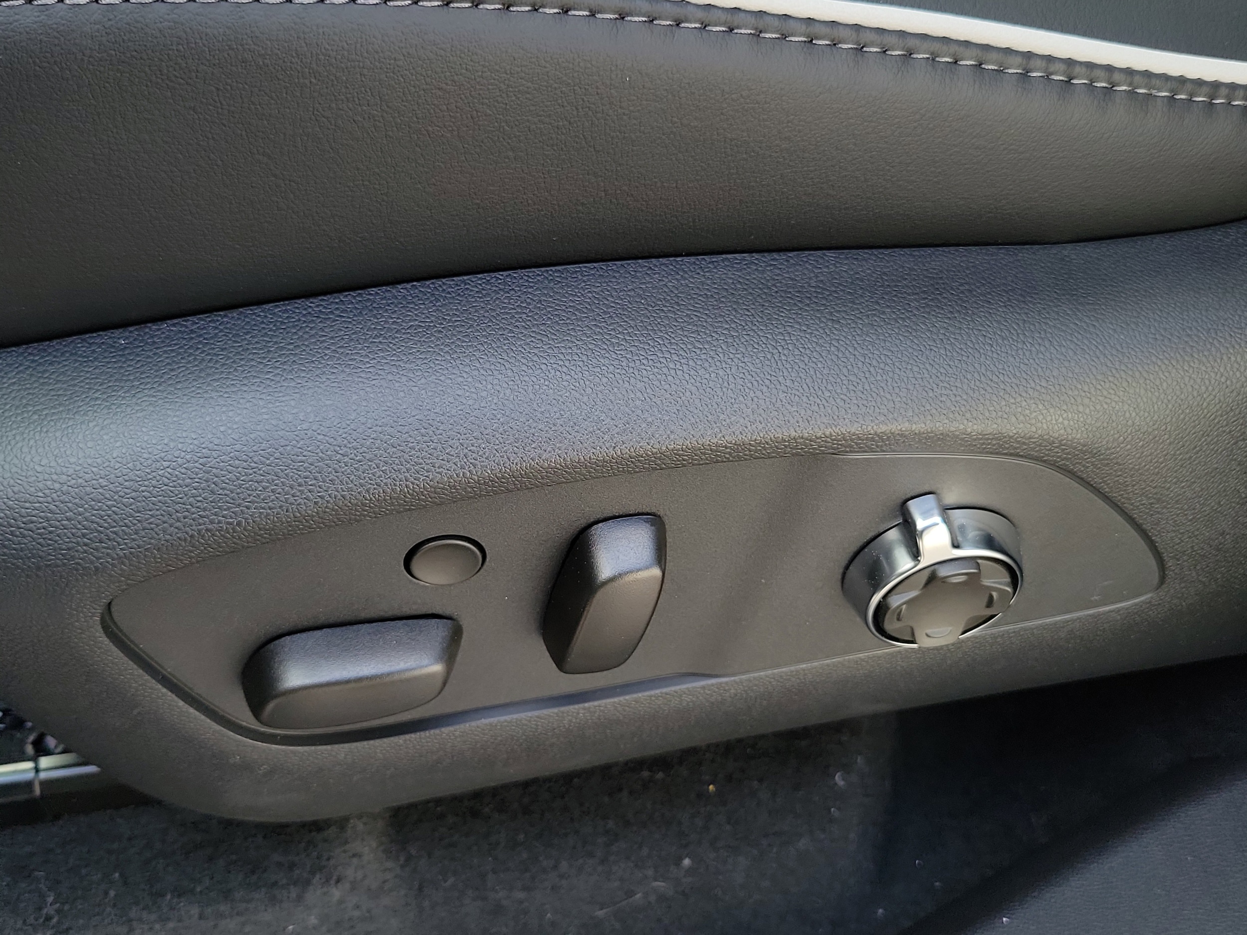 2026 Buick Enclave Avenir - Photo 25