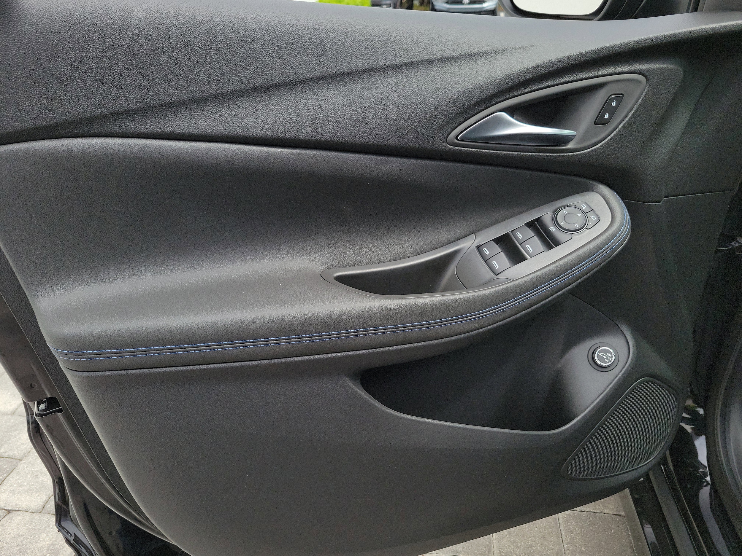 2026 Buick Encore GX Sport Touring - Photo 17