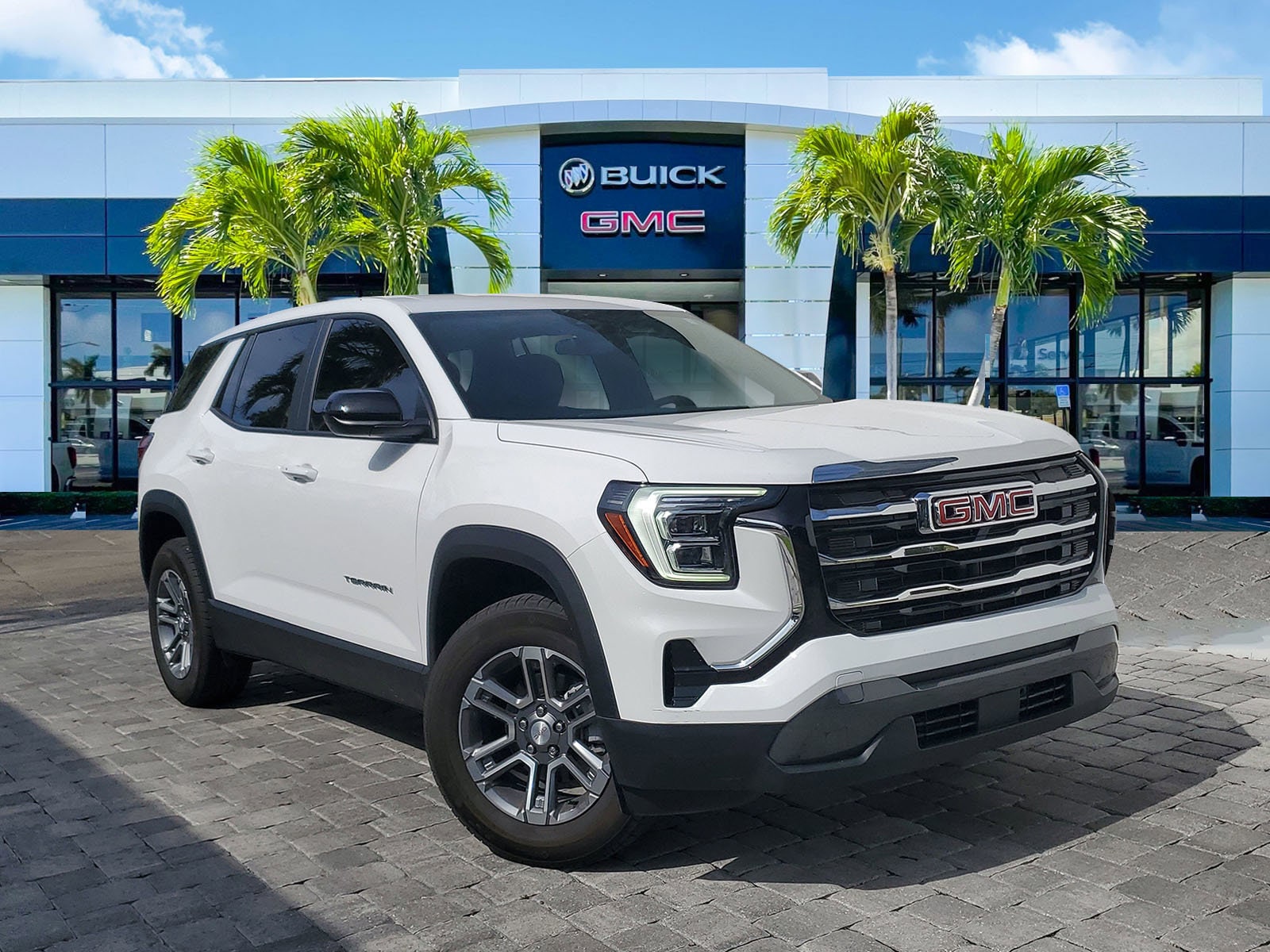 2025 GMC Terrain Elevation FWD's photo