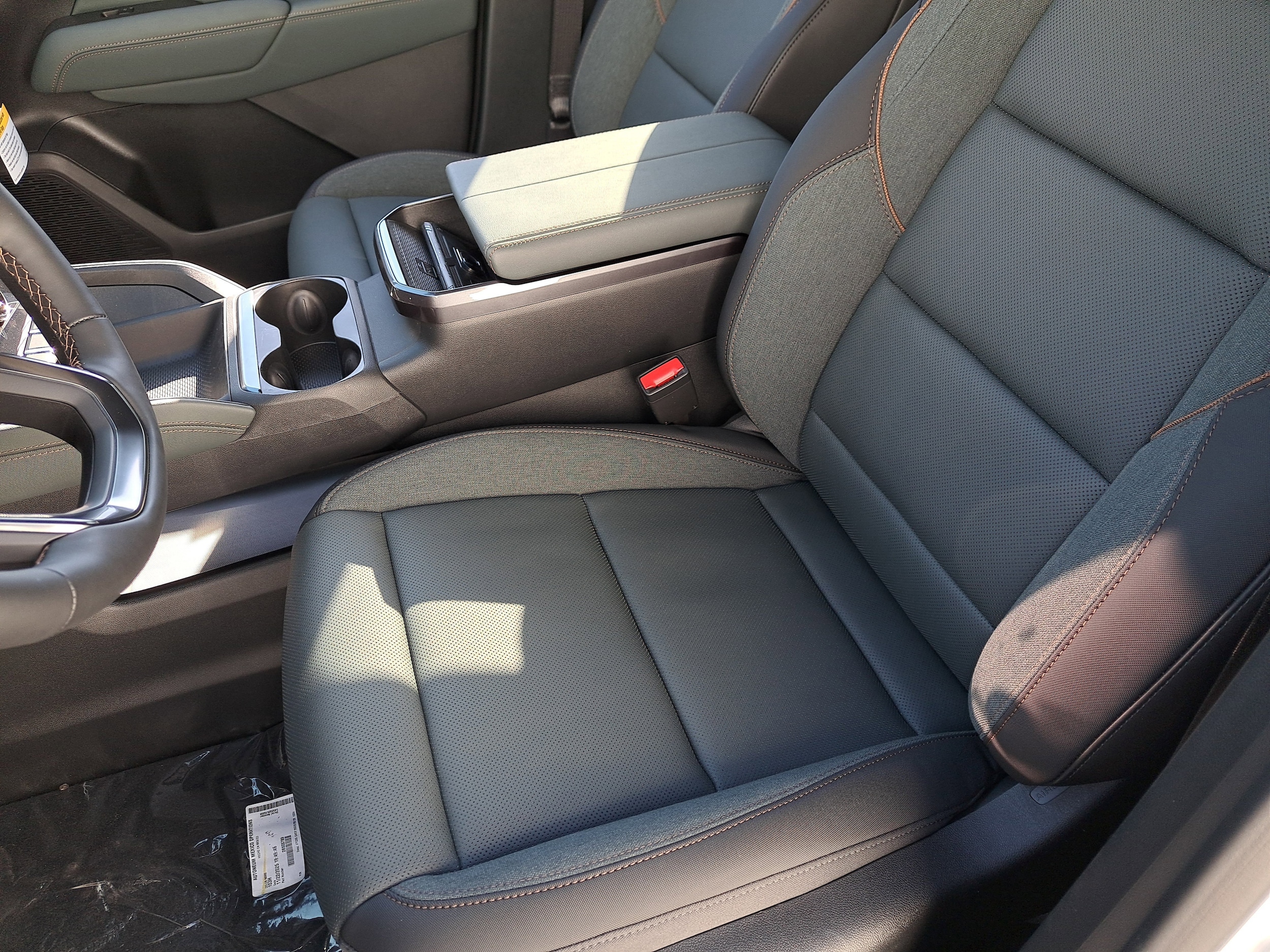 2026 GMC Terrain AT4 - Photo 23