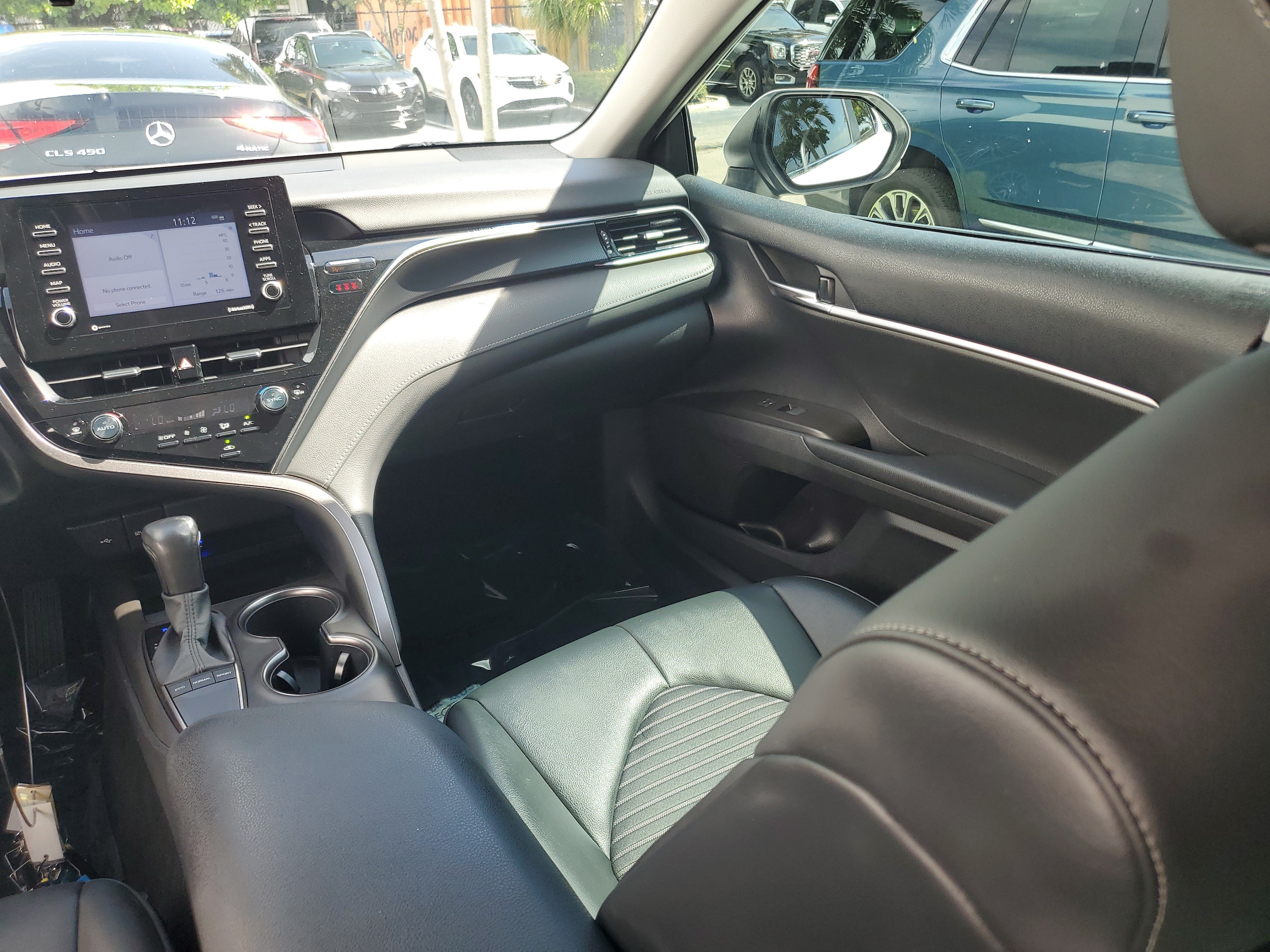 2023 Toyota Camry SE - Photo 15