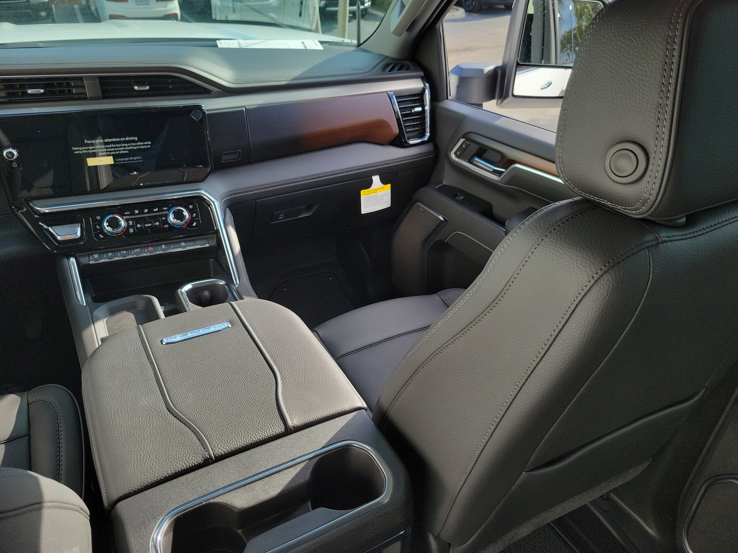 2026 GMC Sierra 2500HD Denali - Photo 17