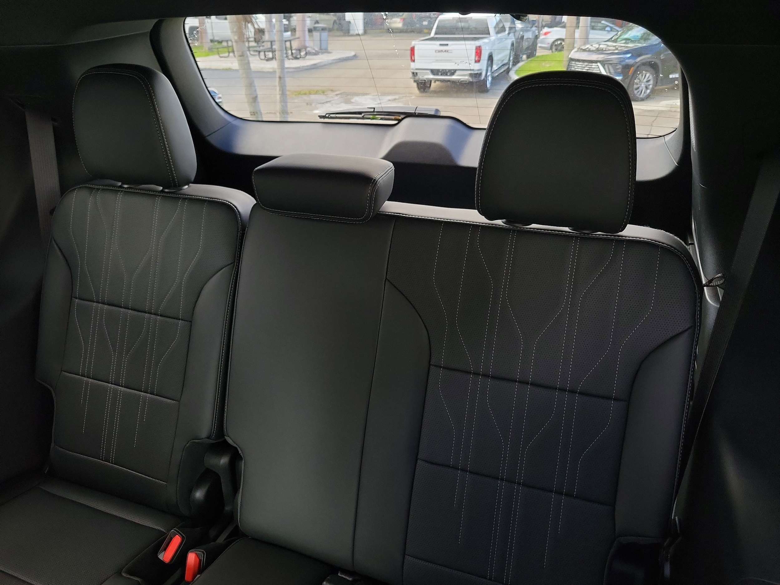 2026 Buick Enclave Avenir - Photo 13