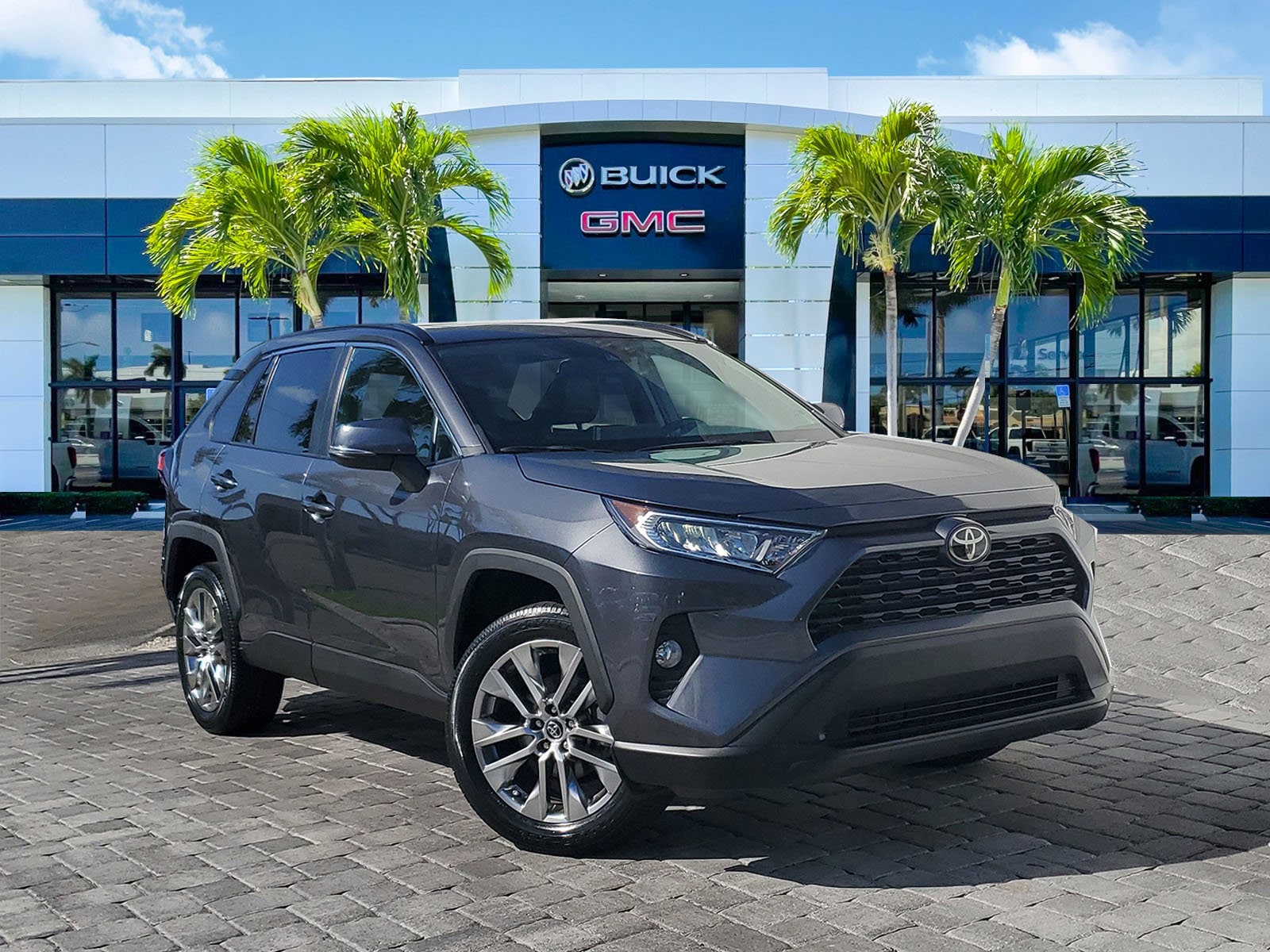 2021 Toyota RAV4 XLE Premium