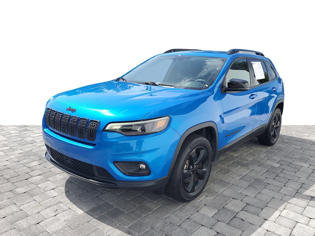 Used 2023 Jeep Cherokee Altitude Lux 4x4 SUV