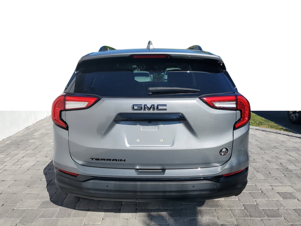 Used 2023 GMC Terrain SLE SUV