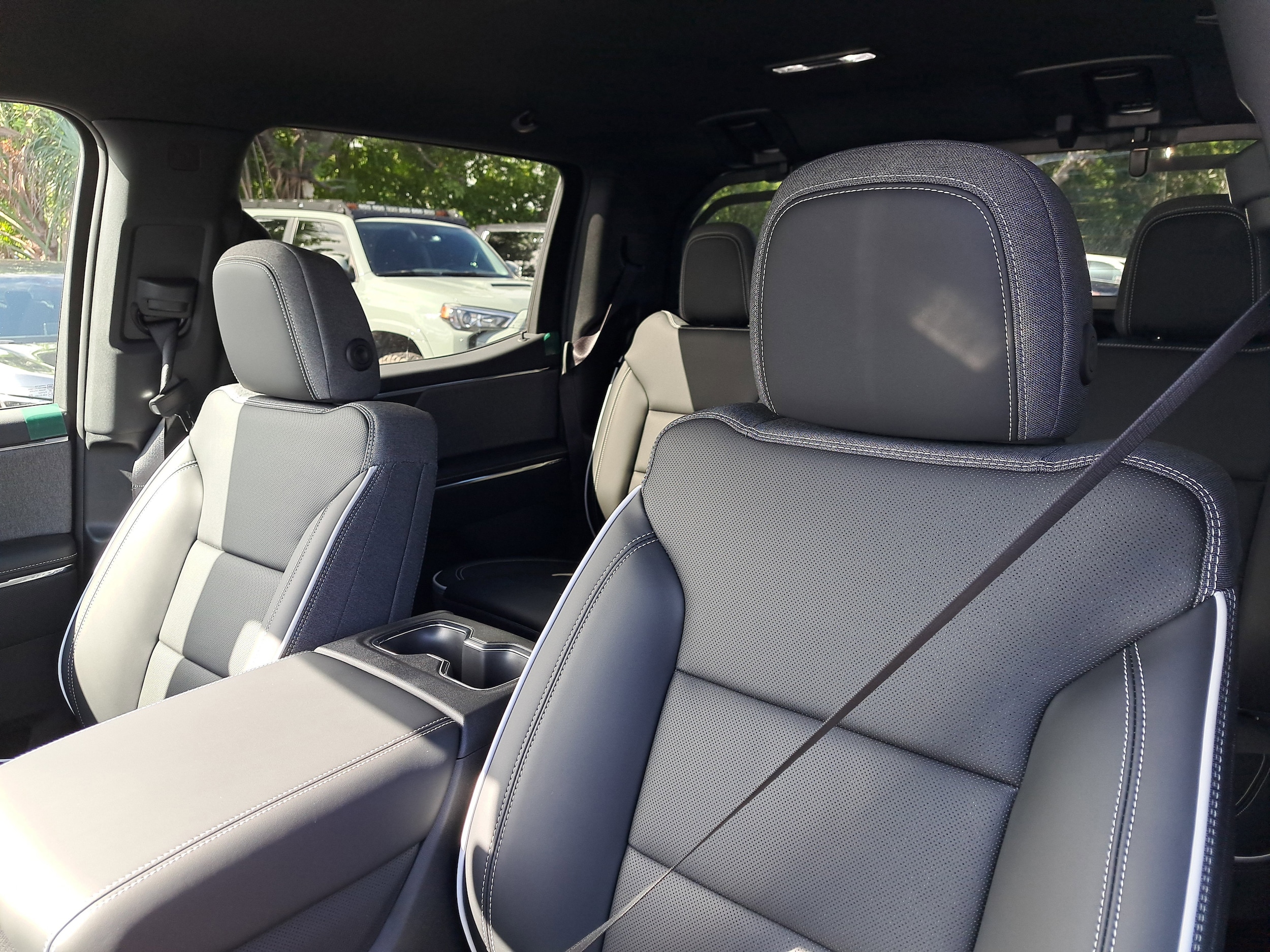 2026 GMC Sierra EV Elevation - Photo 20
