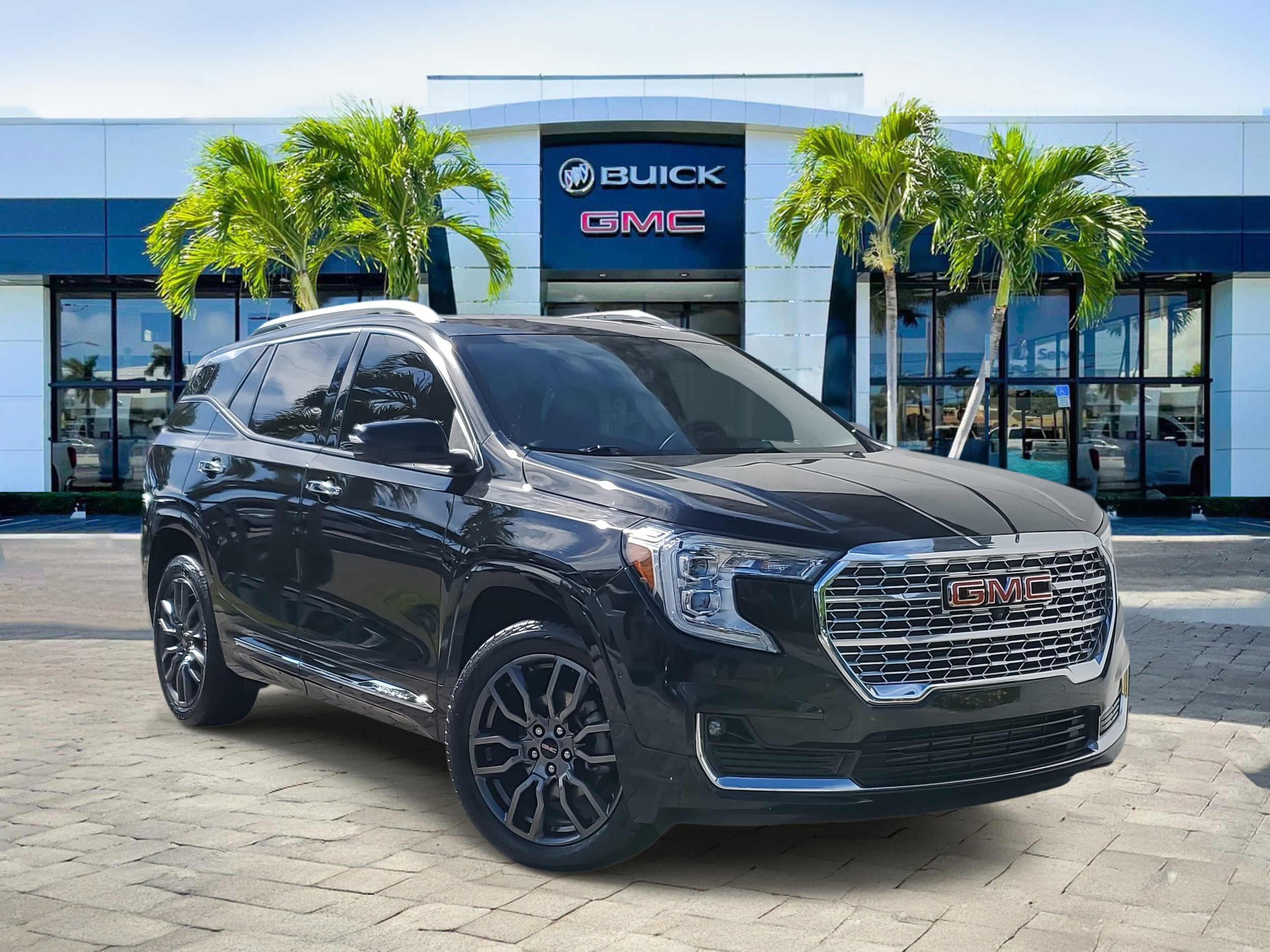2022 GMC Terrain Denali's photo
