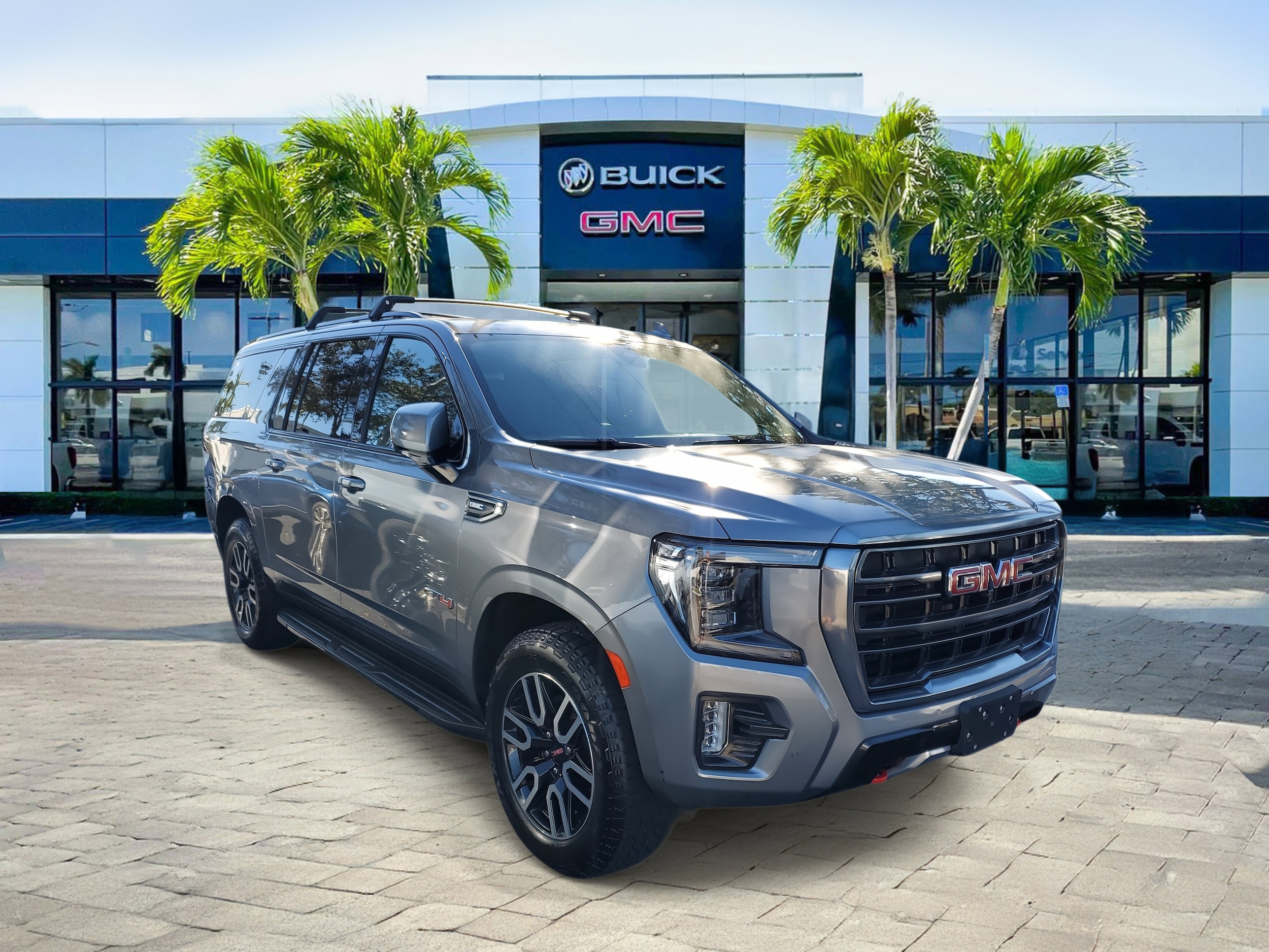 2021 GMC Yukon XL AT4's photo