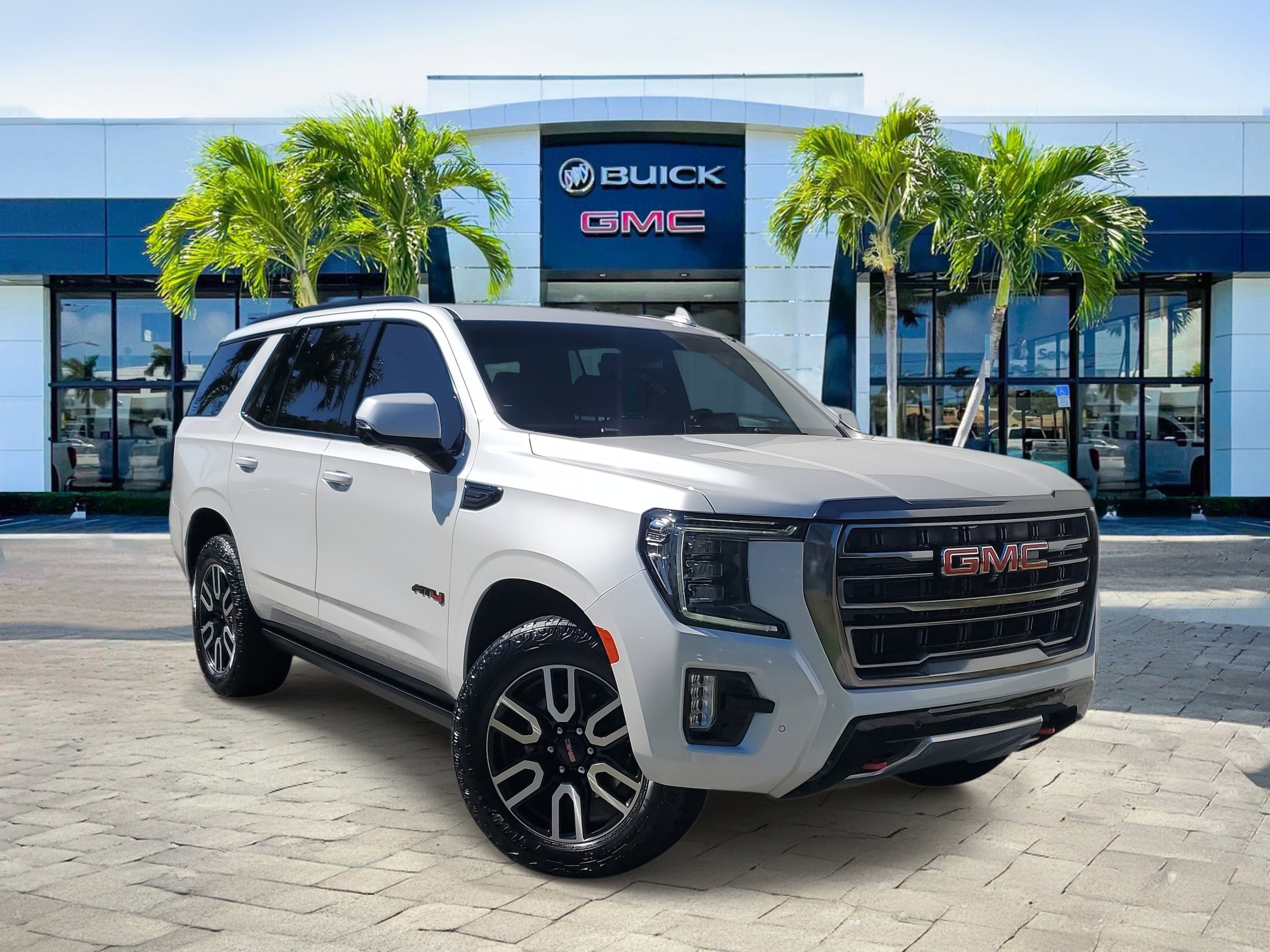 2023 GMC Yukon AT4's photo