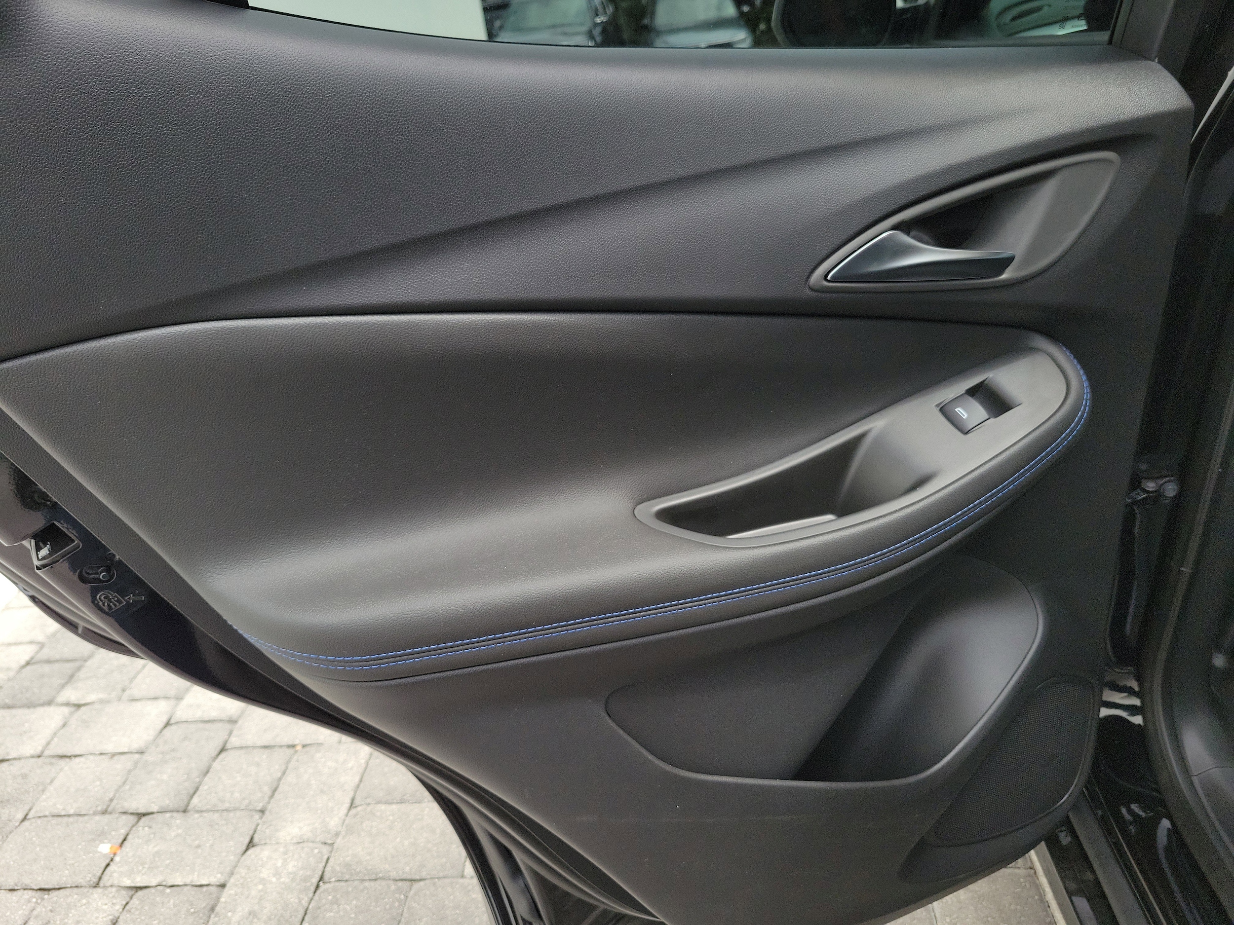 2026 Buick Encore GX Sport Touring - Photo 11