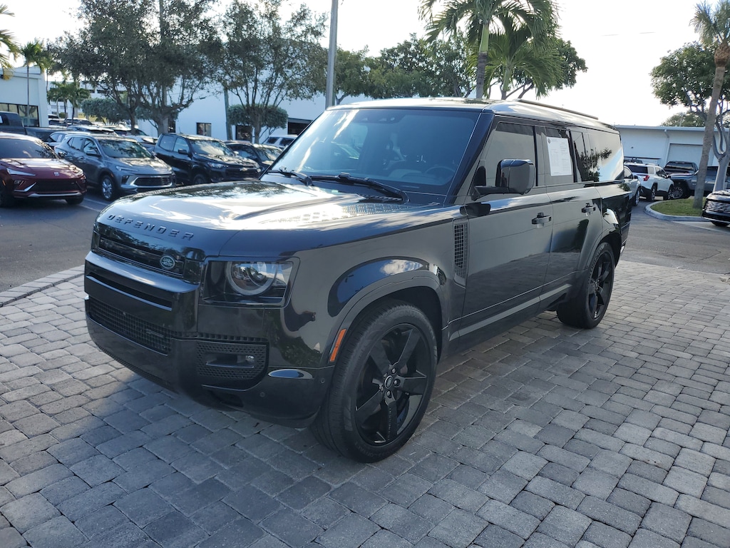 Used 2023 Land Rover Defender X-Dynamic SE SUV